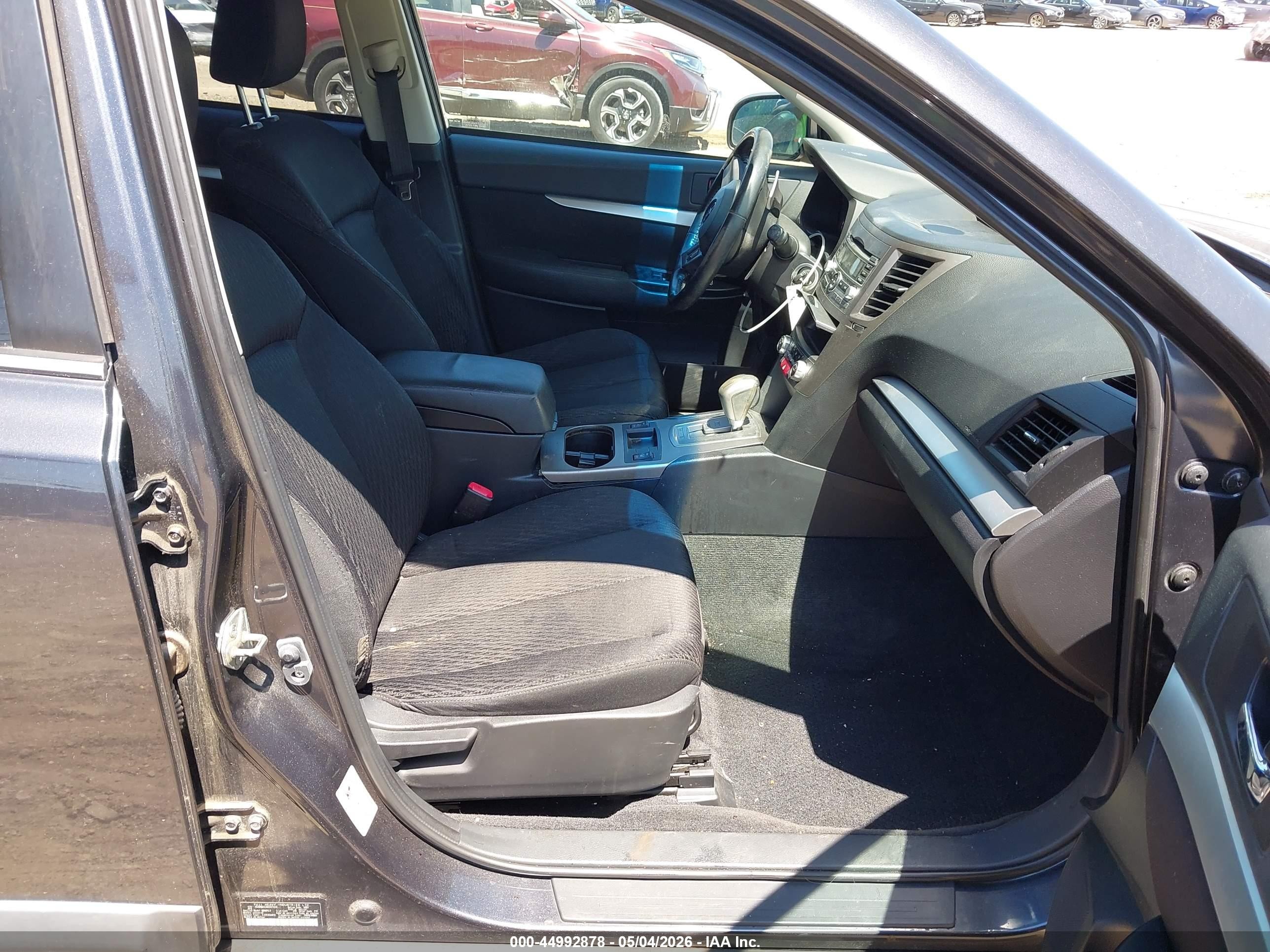 2011 Subaru Outback 2.5i Premium Gray vin: 4S4BRBCC2B3391259