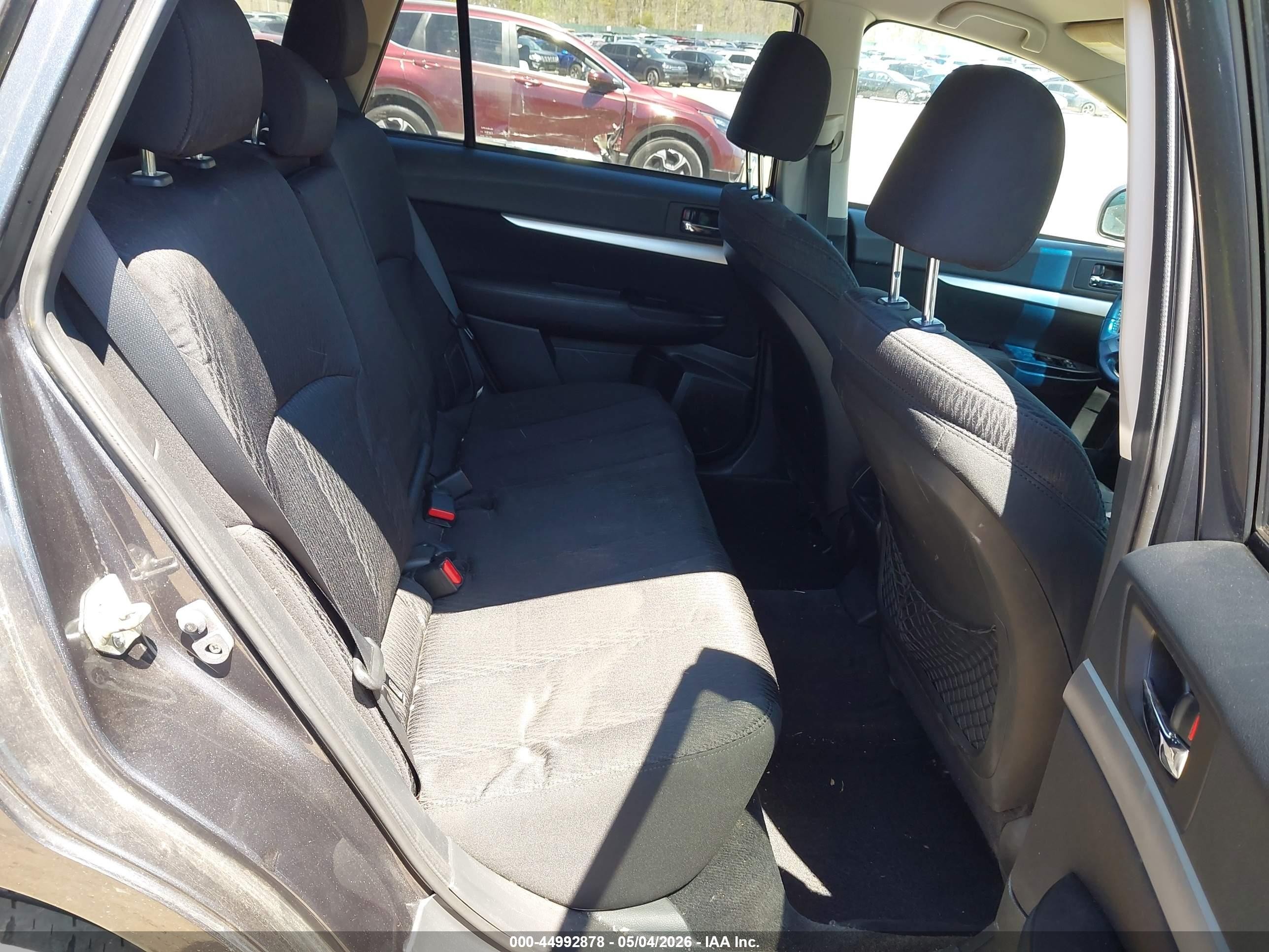2011 Subaru Outback 2.5i Premium Gray vin: 4S4BRBCC2B3391259