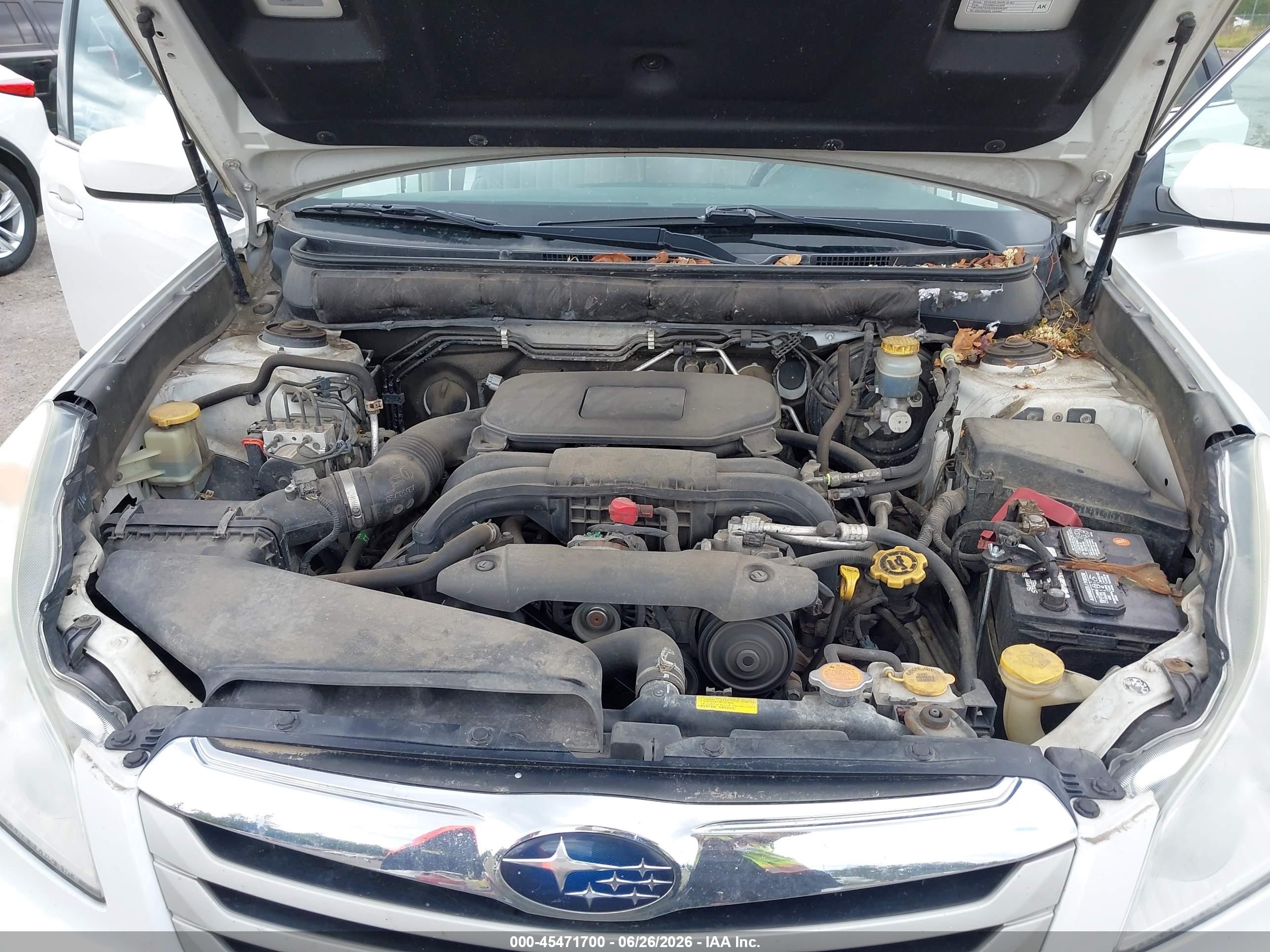 2012 Subaru Outback 2.5i Premium White vin: 4S4BRBCC2C3246045