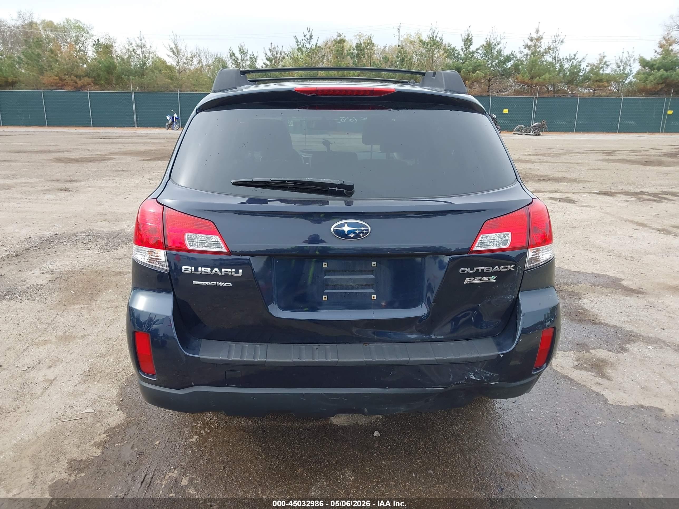 2013 Subaru Outback 2.5i Premium Dark Blue vin: 4S4BRBCC2D3223298