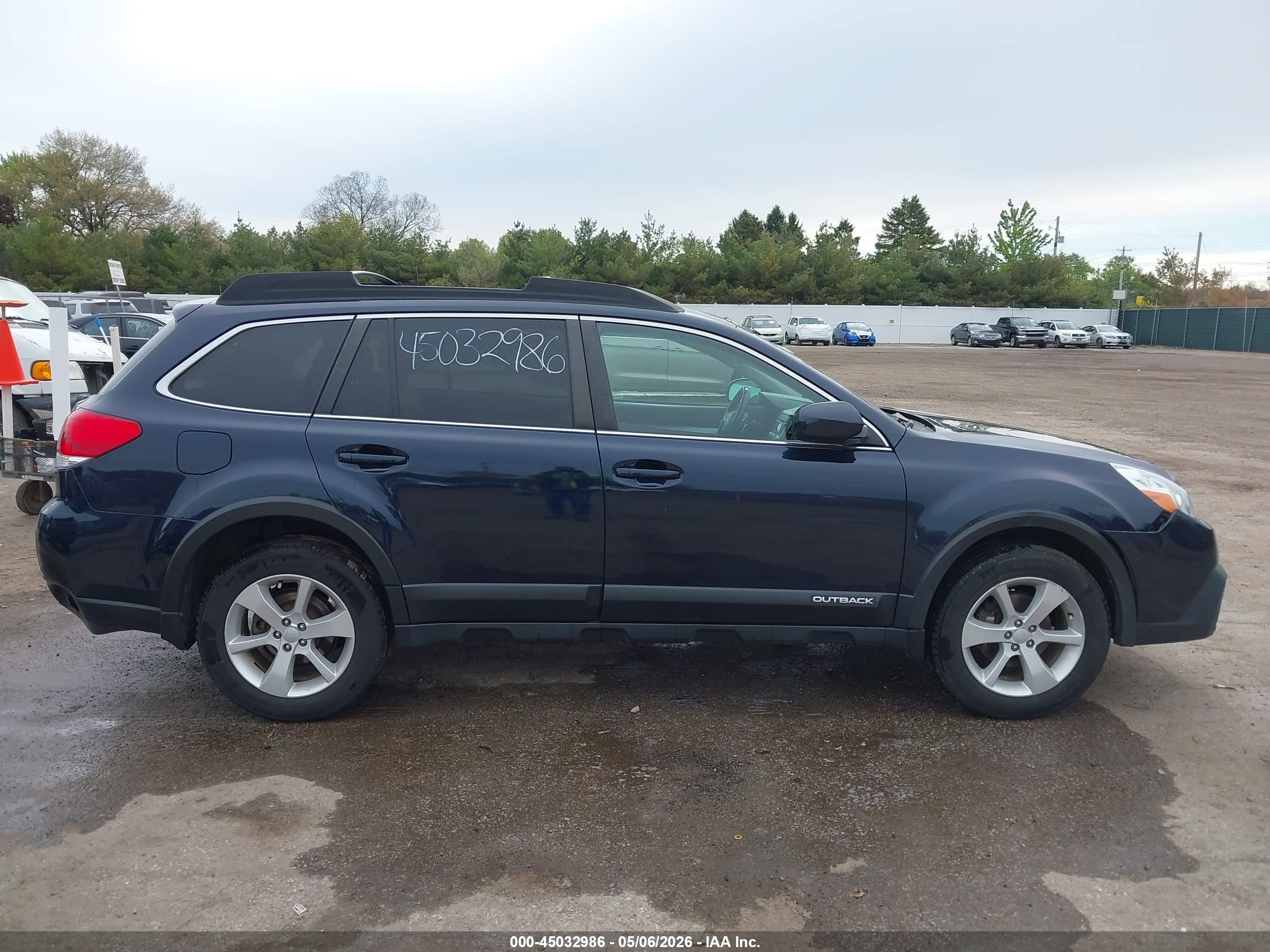 2013 Subaru Outback 2.5i Premium Dark Blue vin: 4S4BRBCC2D3223298