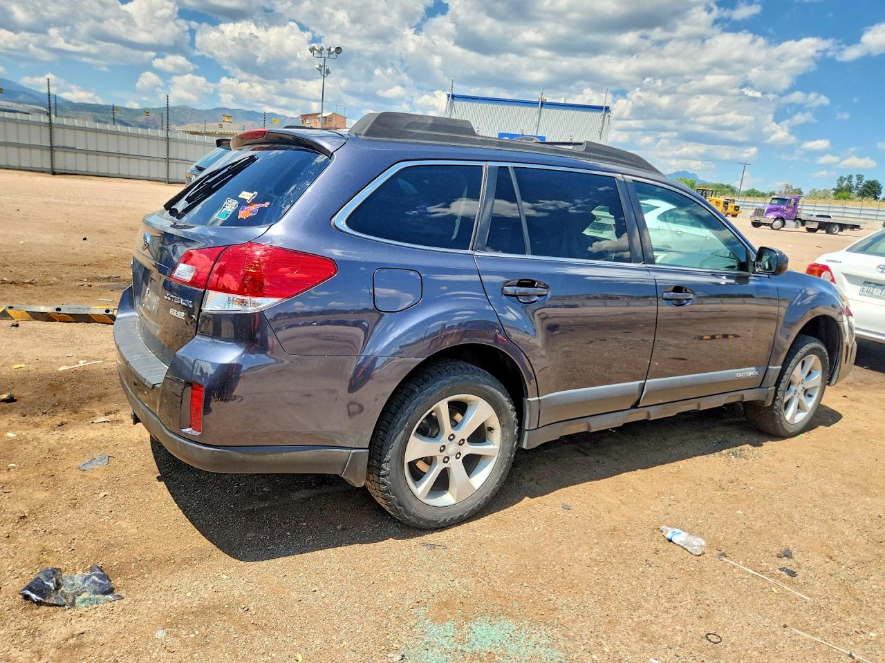 2013 Subaru Outback 2.5i Premium Charcoal vin: 4S4BRBCC2D3294145