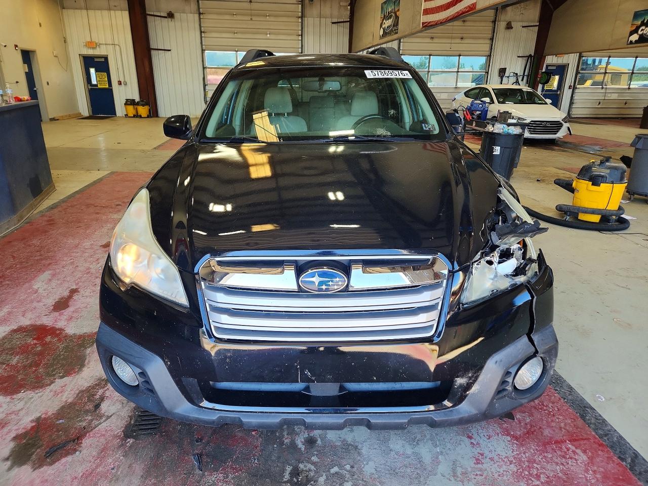 2013 Subaru Outback 2.5i Premium Черный vin: 4S4BRBCC2D3298325