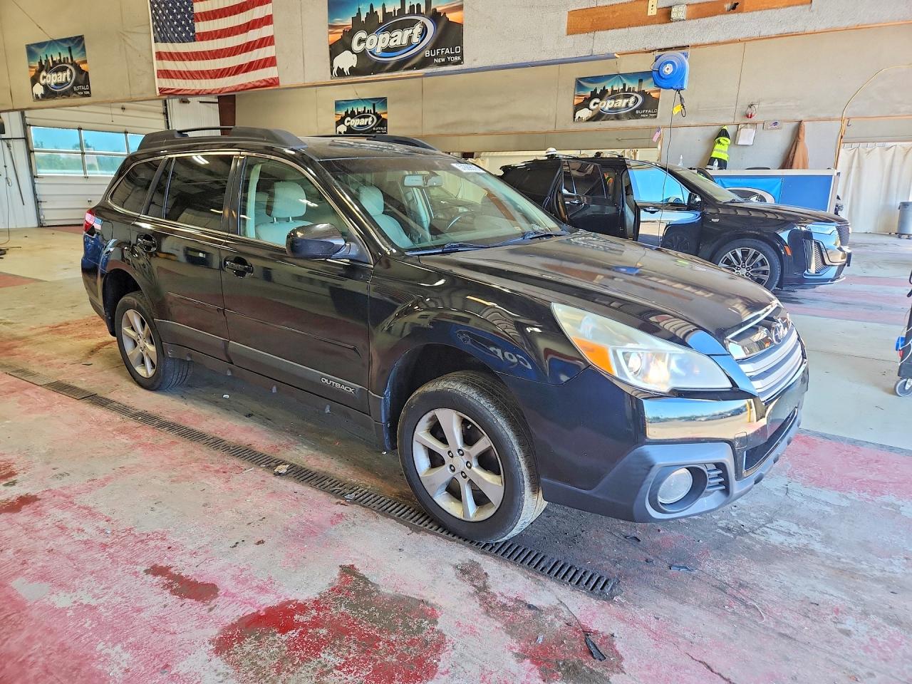 2013 Subaru Outback 2.5i Premium Черный vin: 4S4BRBCC2D3298325