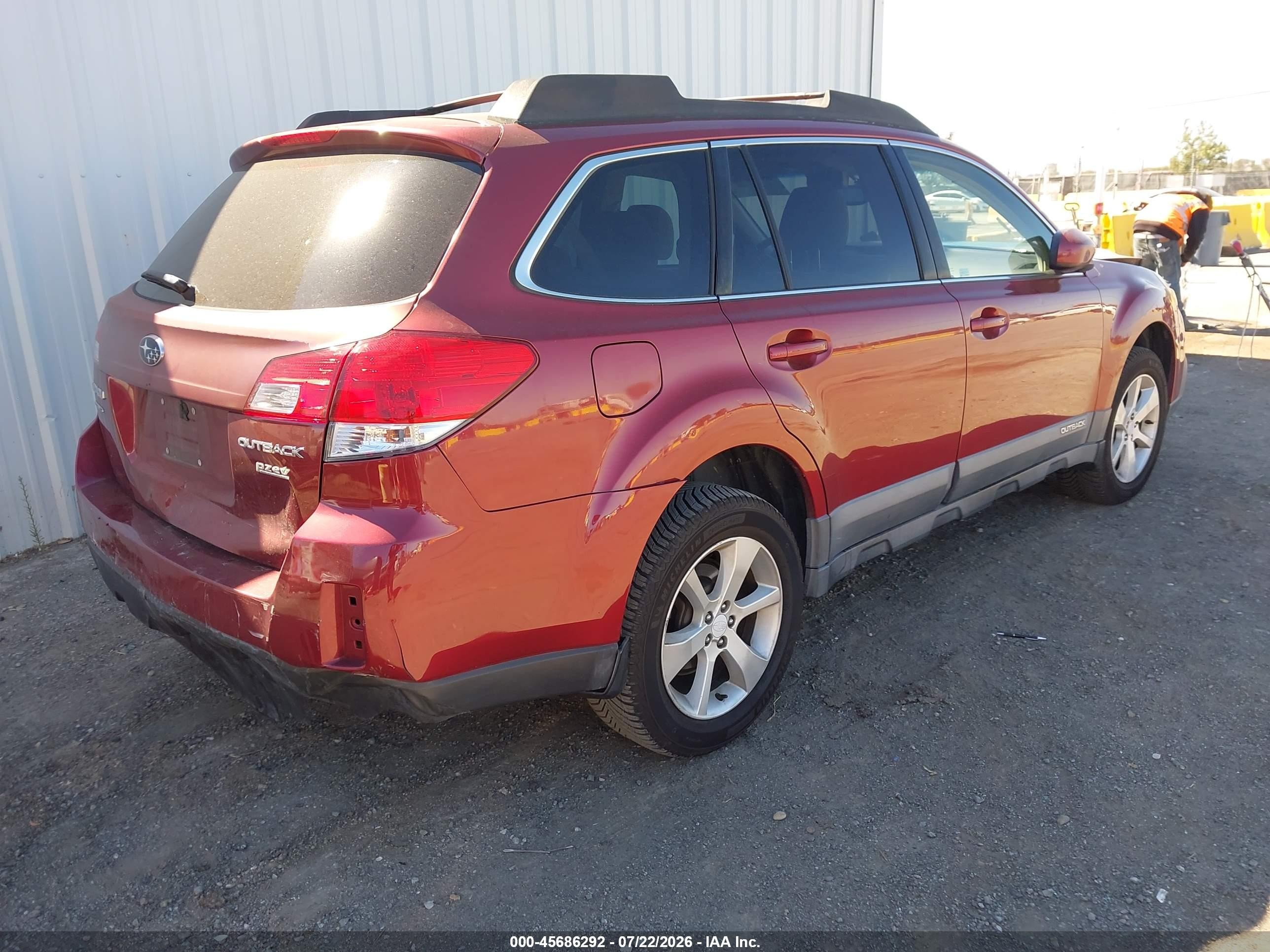 2013 Subaru Outback 2.5i Premium Red vin: 4S4BRBCC2D3309940