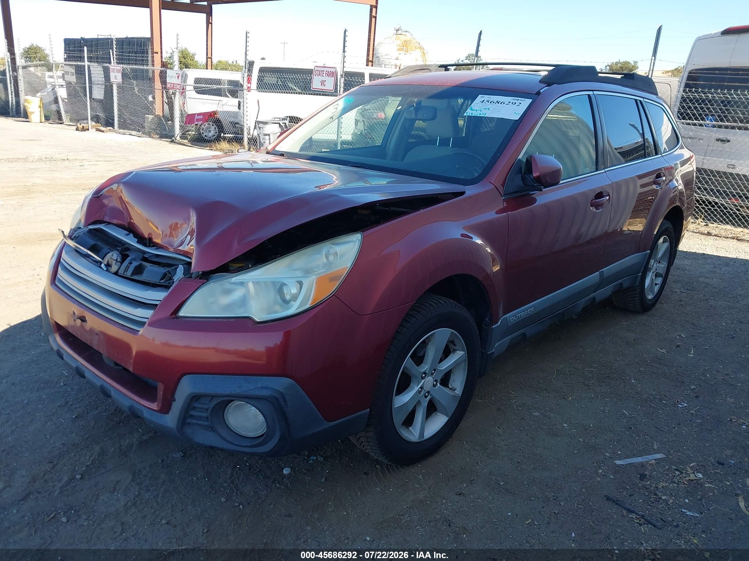 2013 Subaru Outback 2.5i Premium Red vin: 4S4BRBCC2D3309940