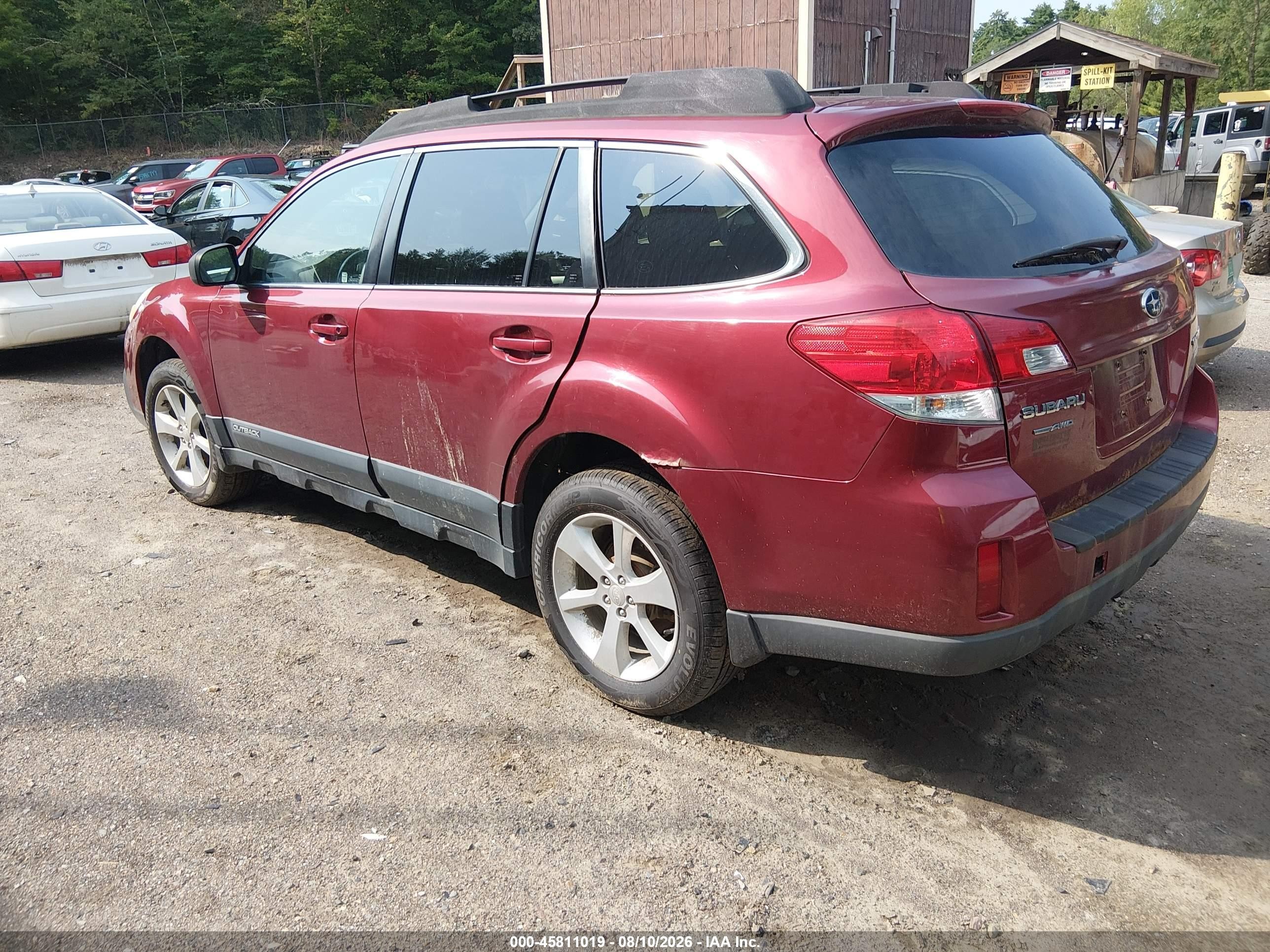 2013 Subaru Outback 2.5i Premium Red vin: 4S4BRBCC2D3319383