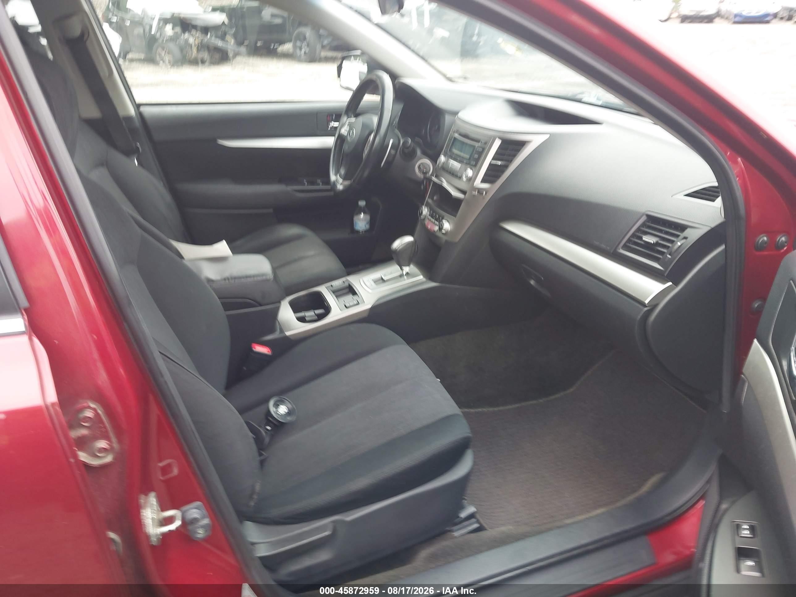 2013 Subaru Outback 2.5i Premium Red vin: 4S4BRBCC2D3320789