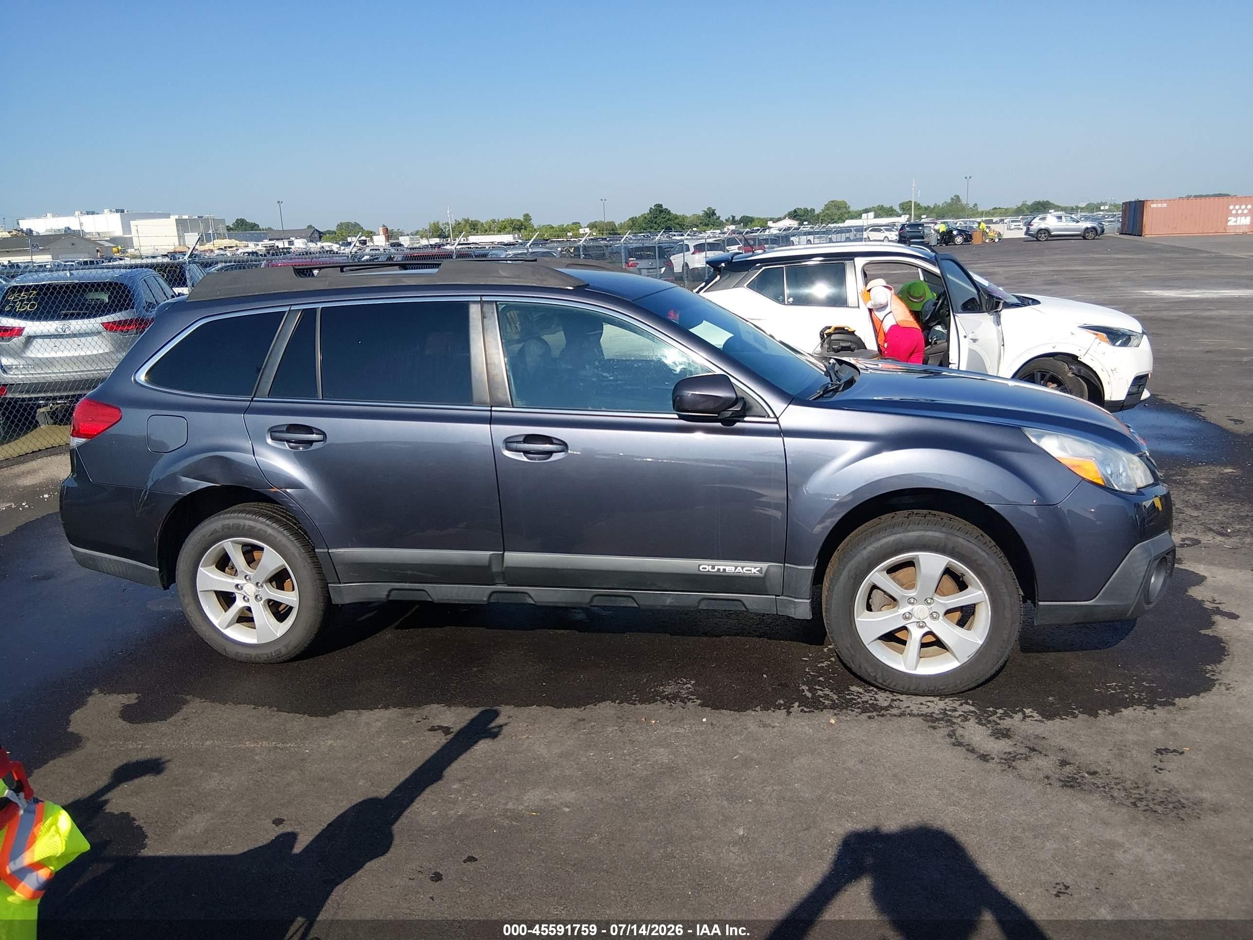 2014 Subaru Outback 2.5i Premium Blue vin: 4S4BRBCC2E3229927