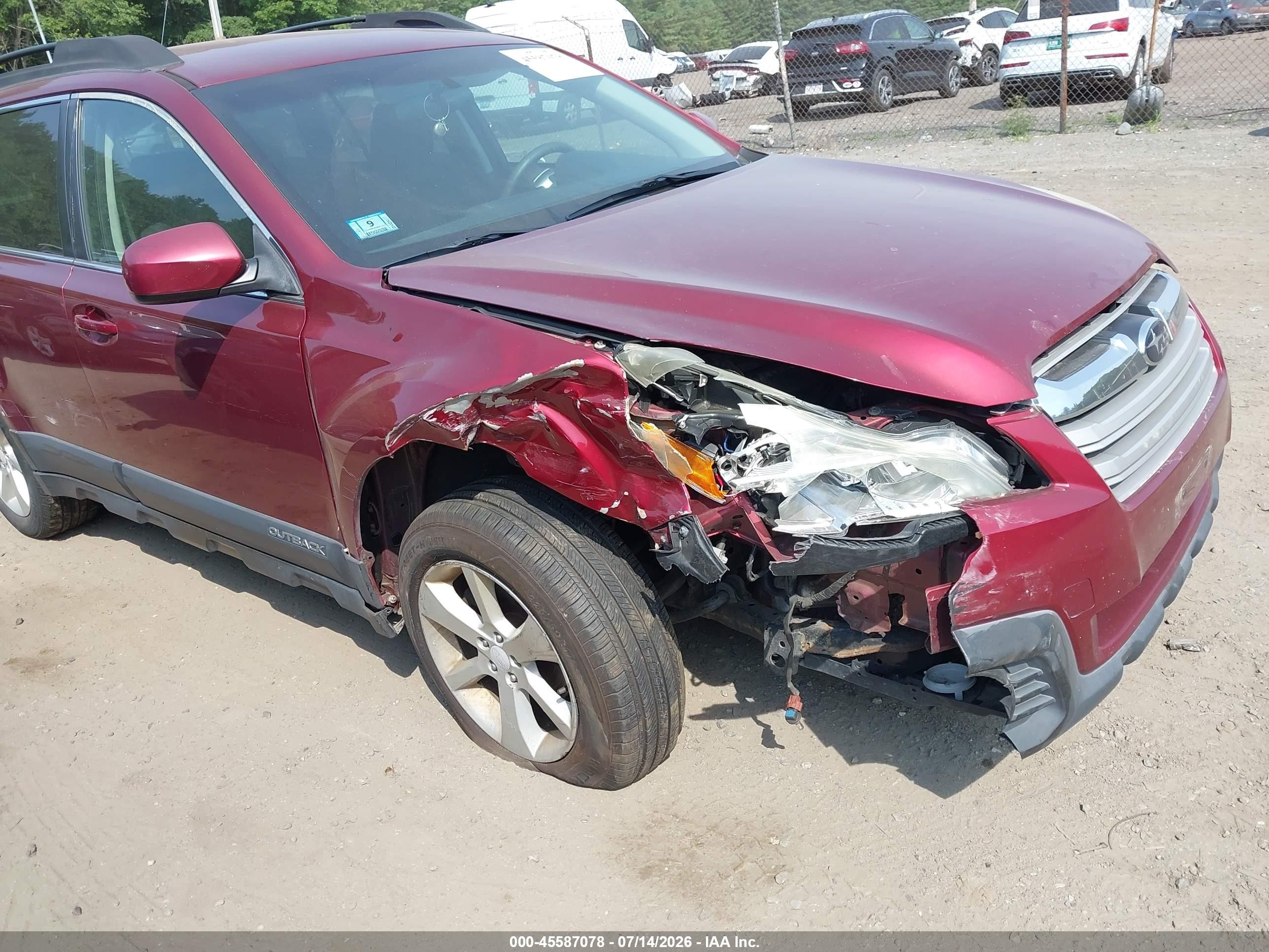 2014 Subaru Outback 2.5i Premium Red vin: 4S4BRBCC2E3249885