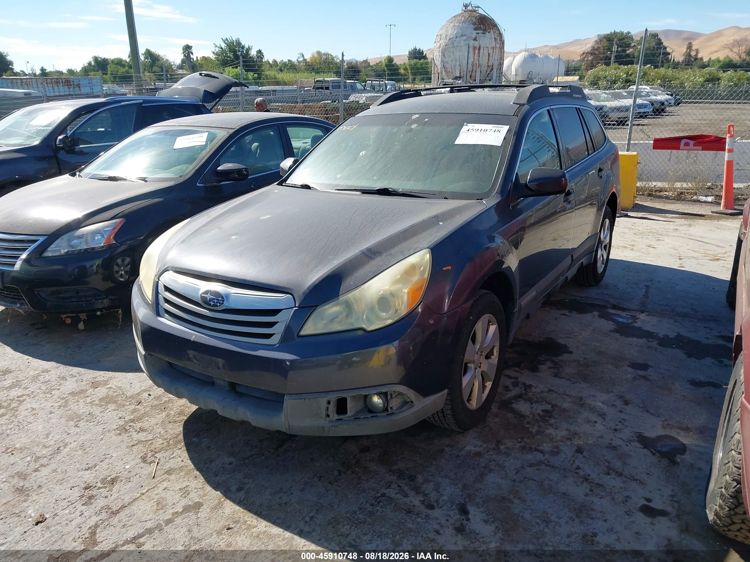 2010 Subaru Outback 2.5i Premium Black vin: 4S4BRBCC3A3354980