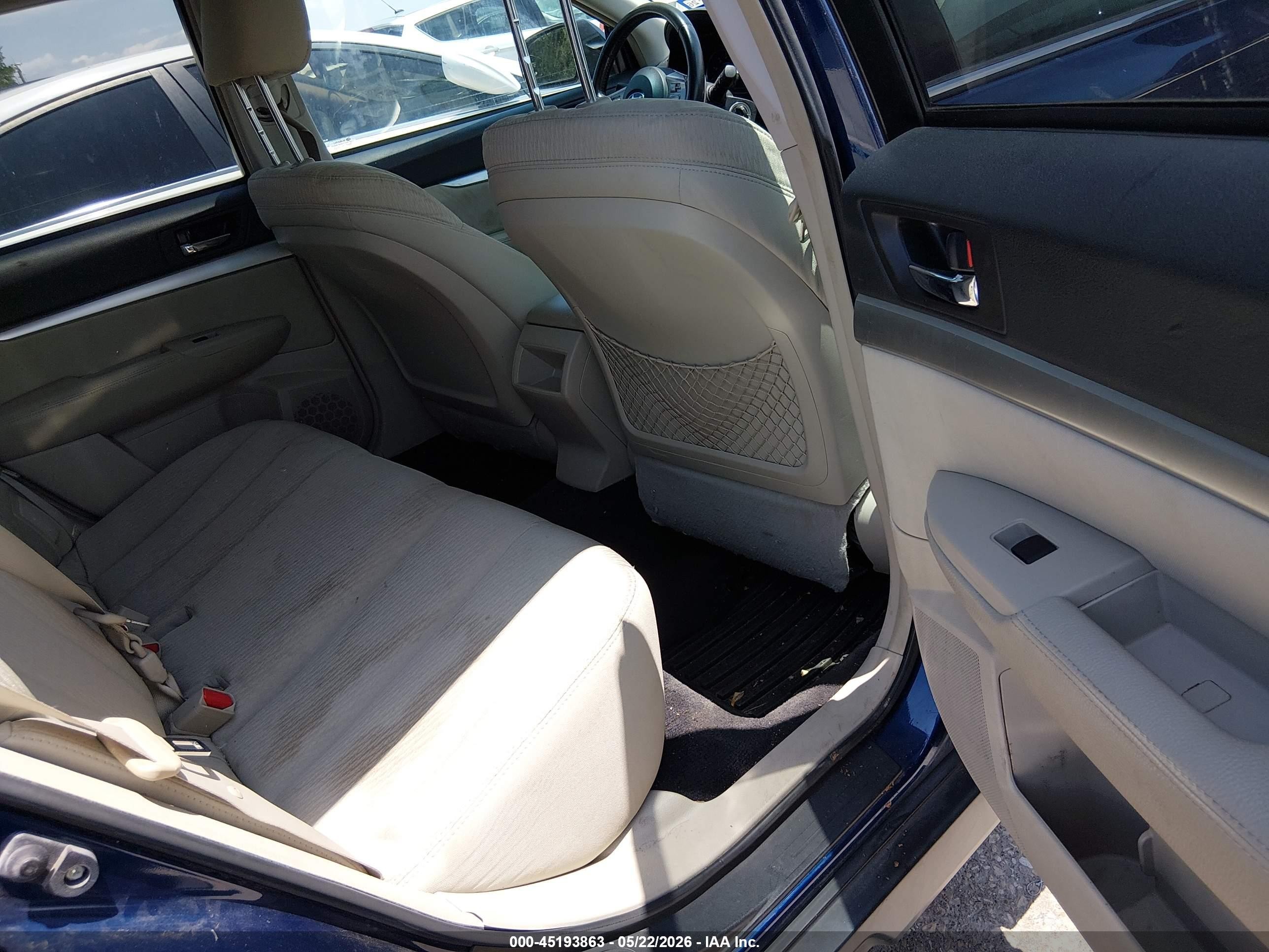 2010 Subaru Outback 2.5i Premium Blue vin: 4S4BRBCC3A3367678