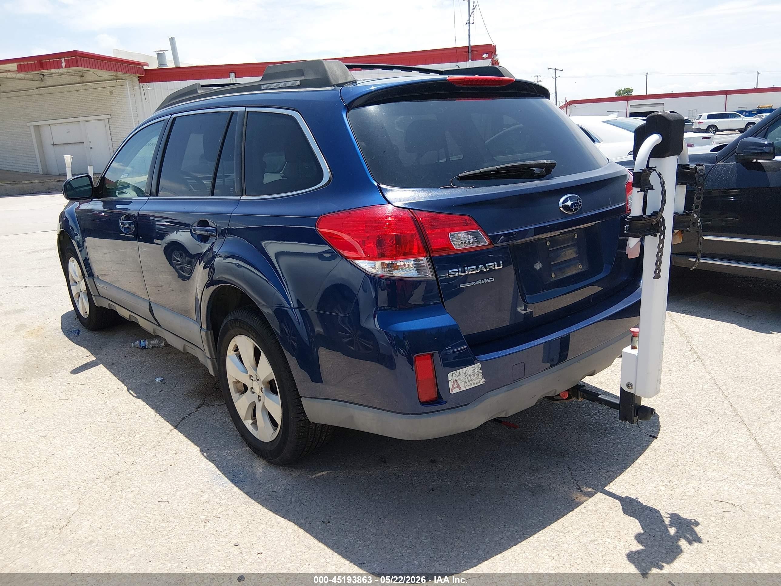 2010 Subaru Outback 2.5i Premium Blue vin: 4S4BRBCC3A3367678