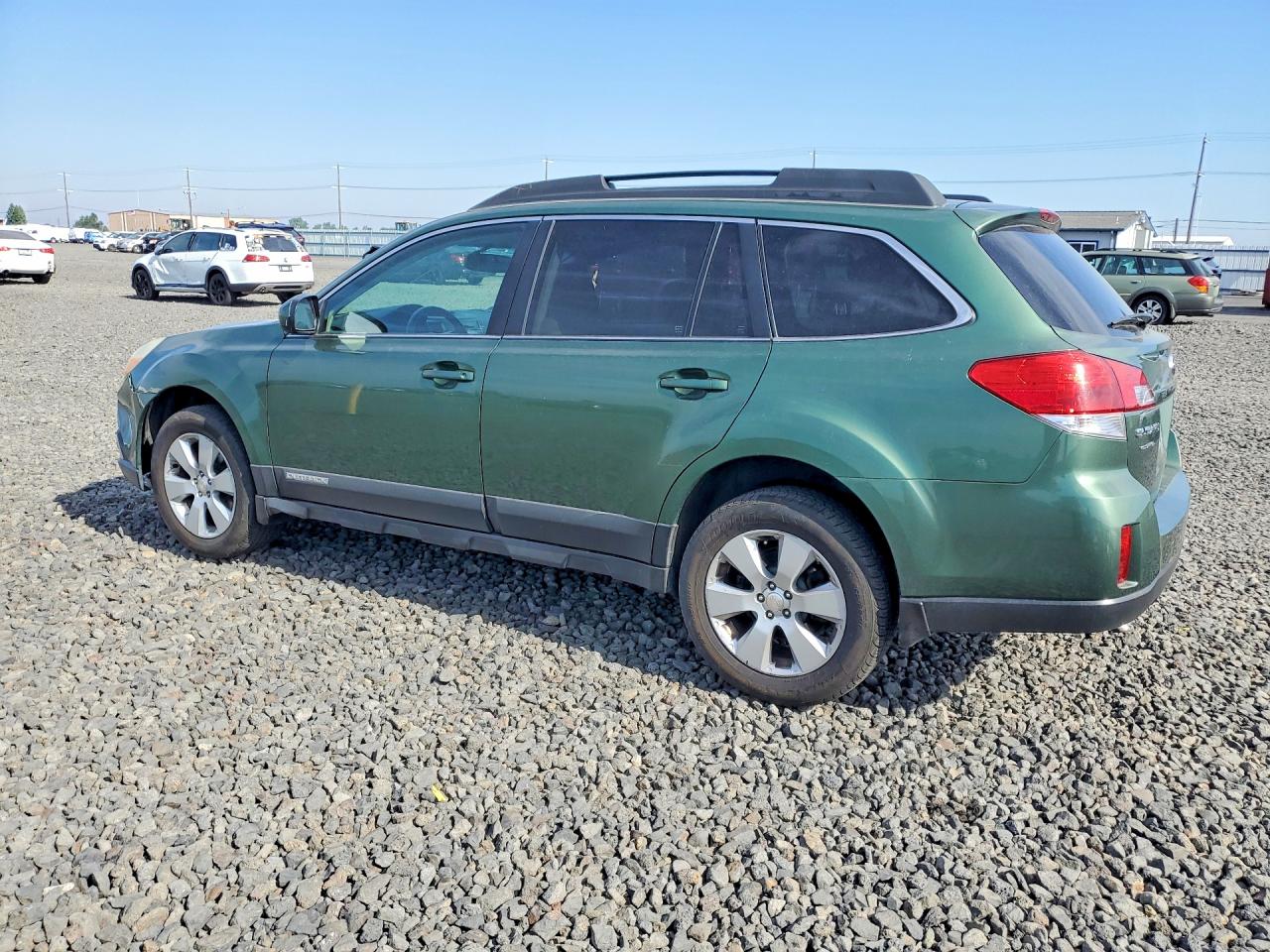 2011 Subaru Outback 2.5i Premium Зеленый vin: 4S4BRBCC3B3340496