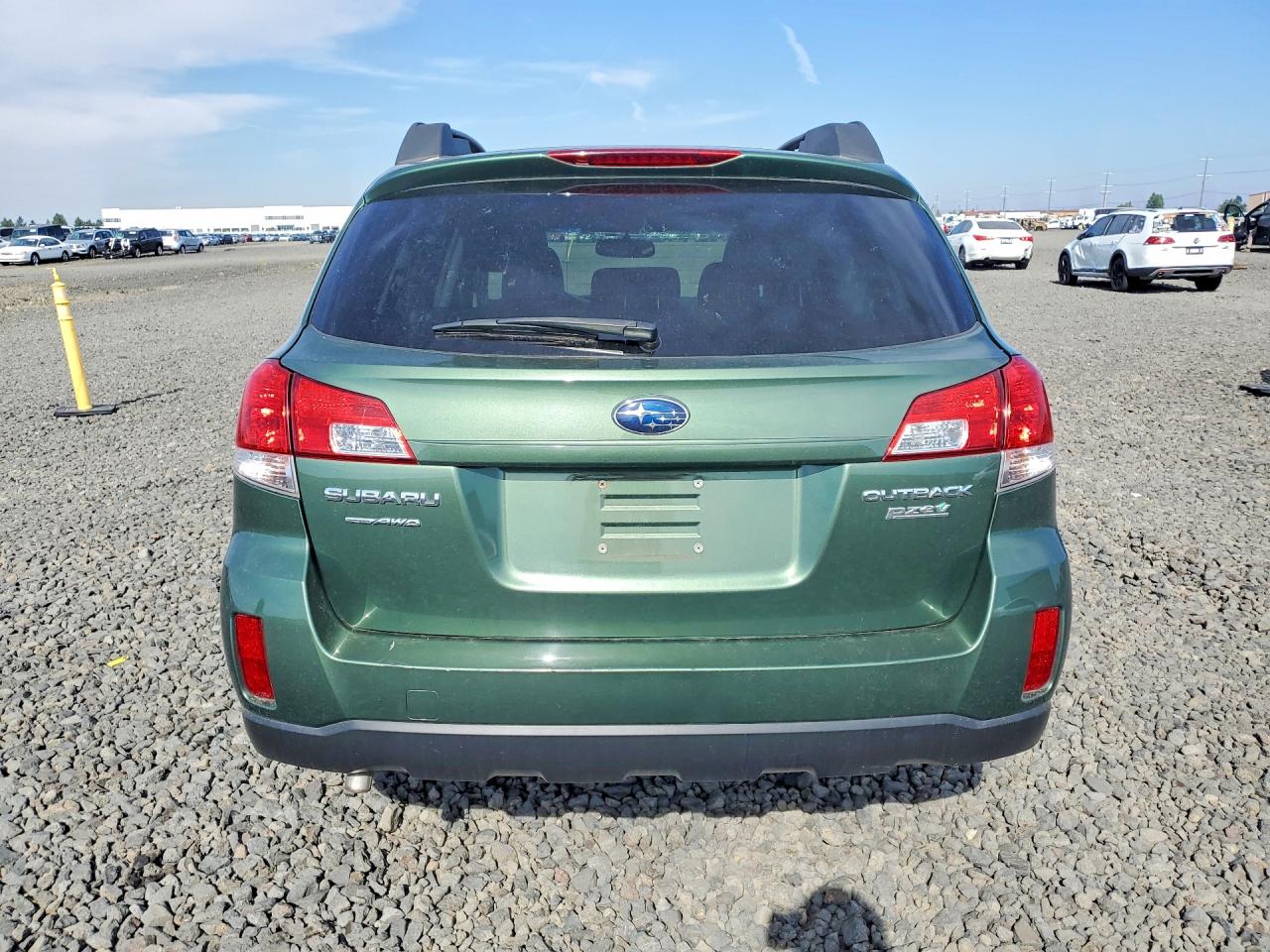 2011 Subaru Outback 2.5i Premium Зеленый vin: 4S4BRBCC3B3340496