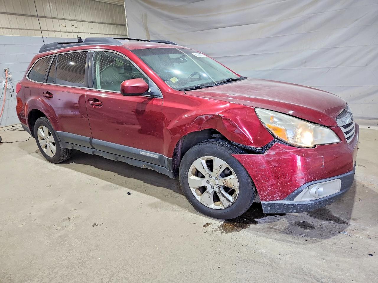 2011 Subaru Outback 2.5i Premium Красный vin: 4S4BRBCC3B3352311