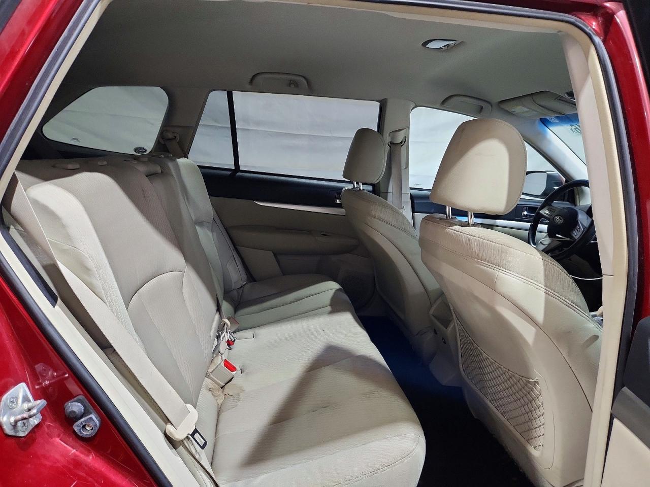 2011 Subaru Outback 2.5i Premium Красный vin: 4S4BRBCC3B3352311