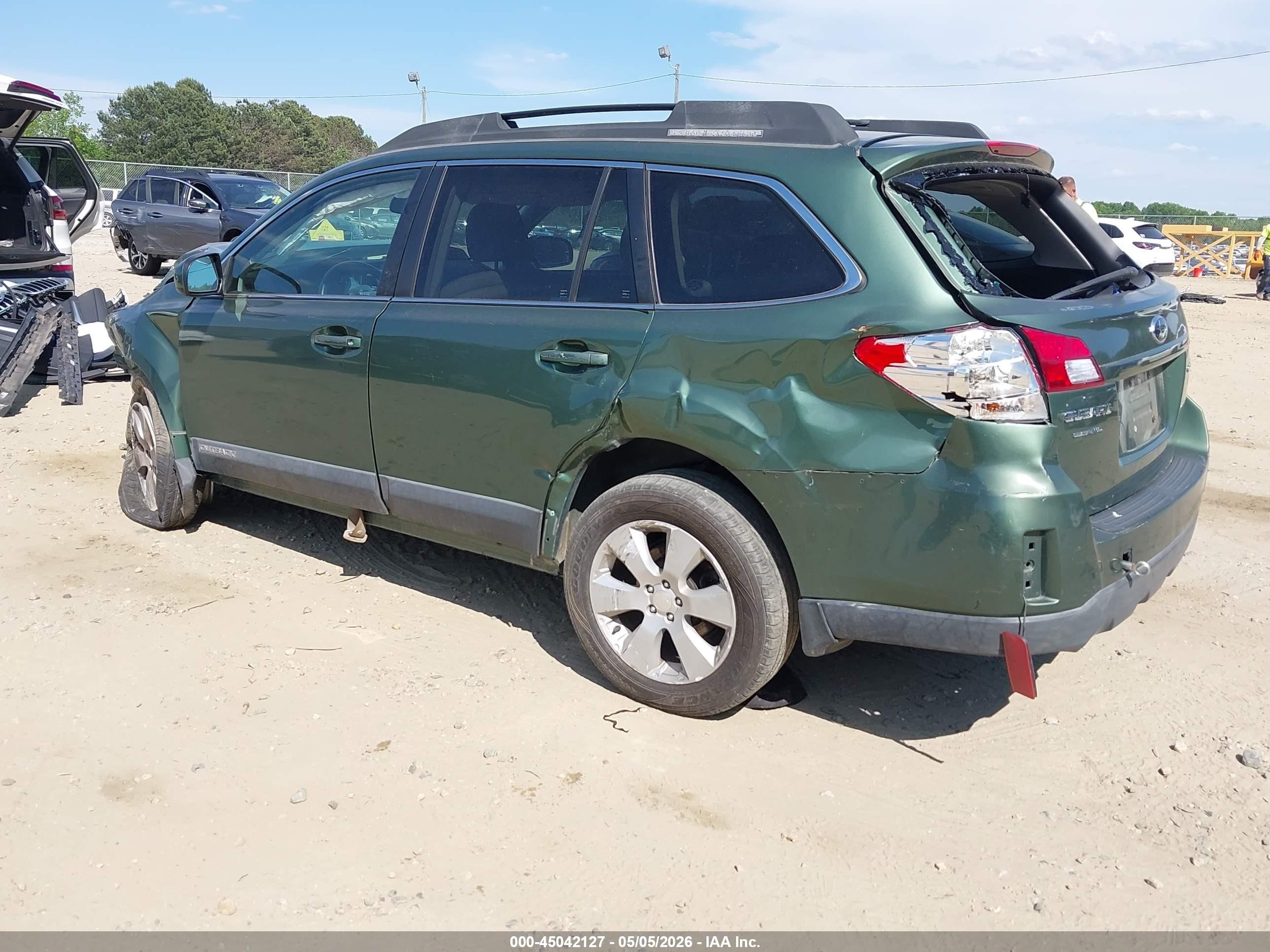 2011 Subaru Outback 2.5i Premium Green vin: 4S4BRBCC3B3385986