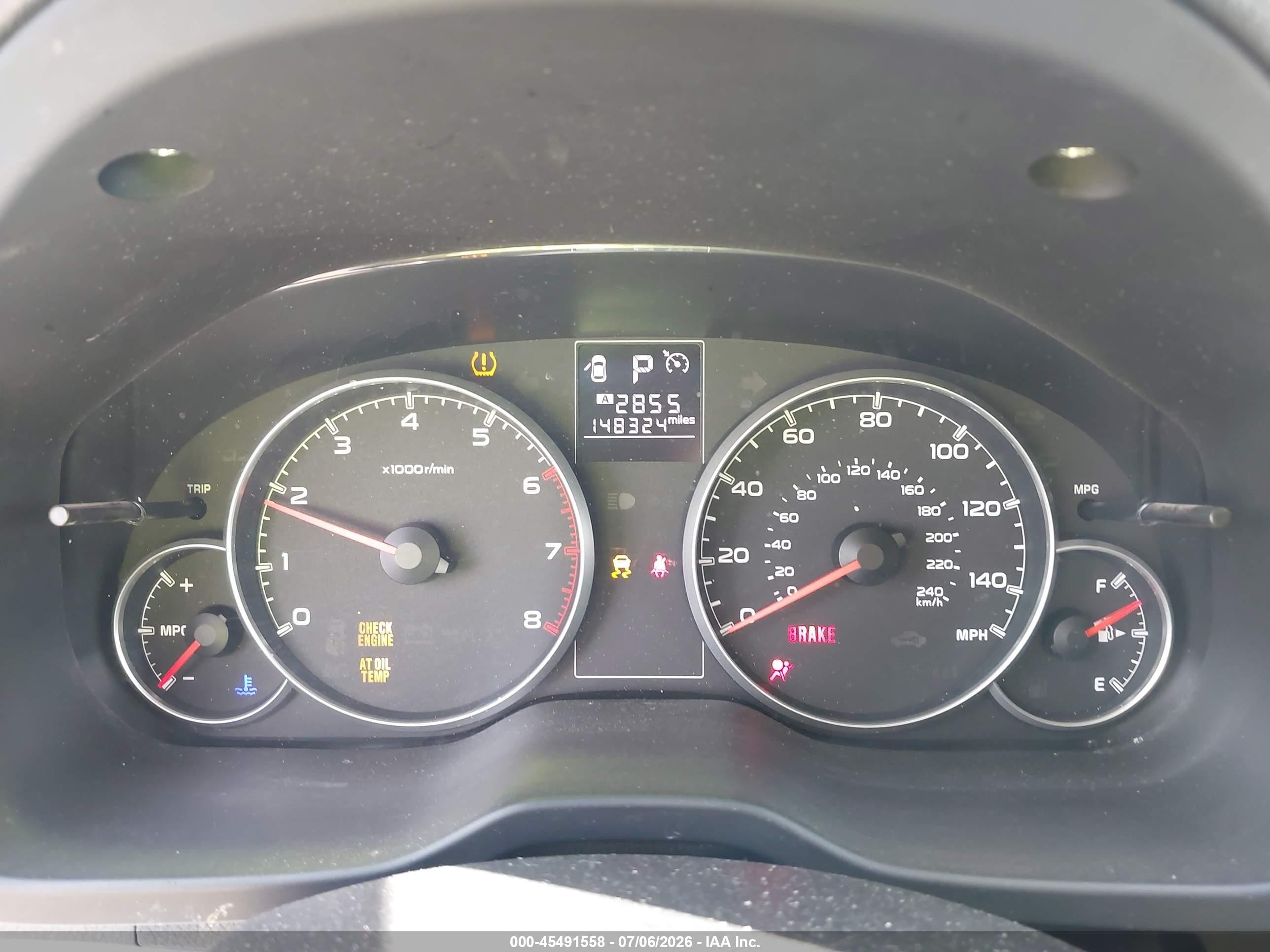 2013 Subaru Outback 2.5i Premium Silver vin: 4S4BRBCC3D3315097