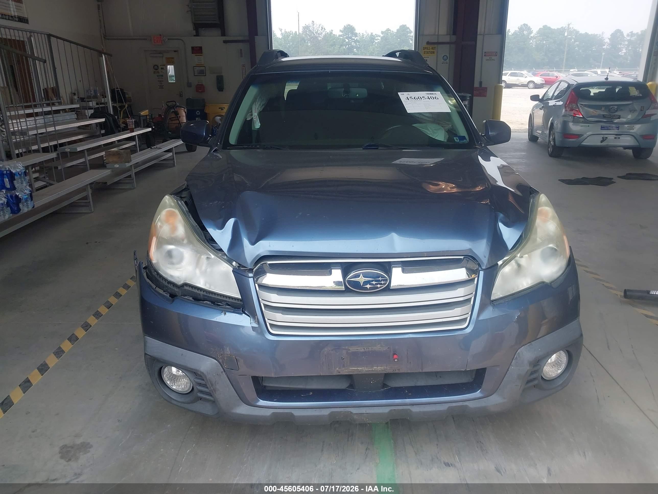 2014 Subaru Outback 2.5i Premium Blue vin: 4S4BRBCC3E3207029