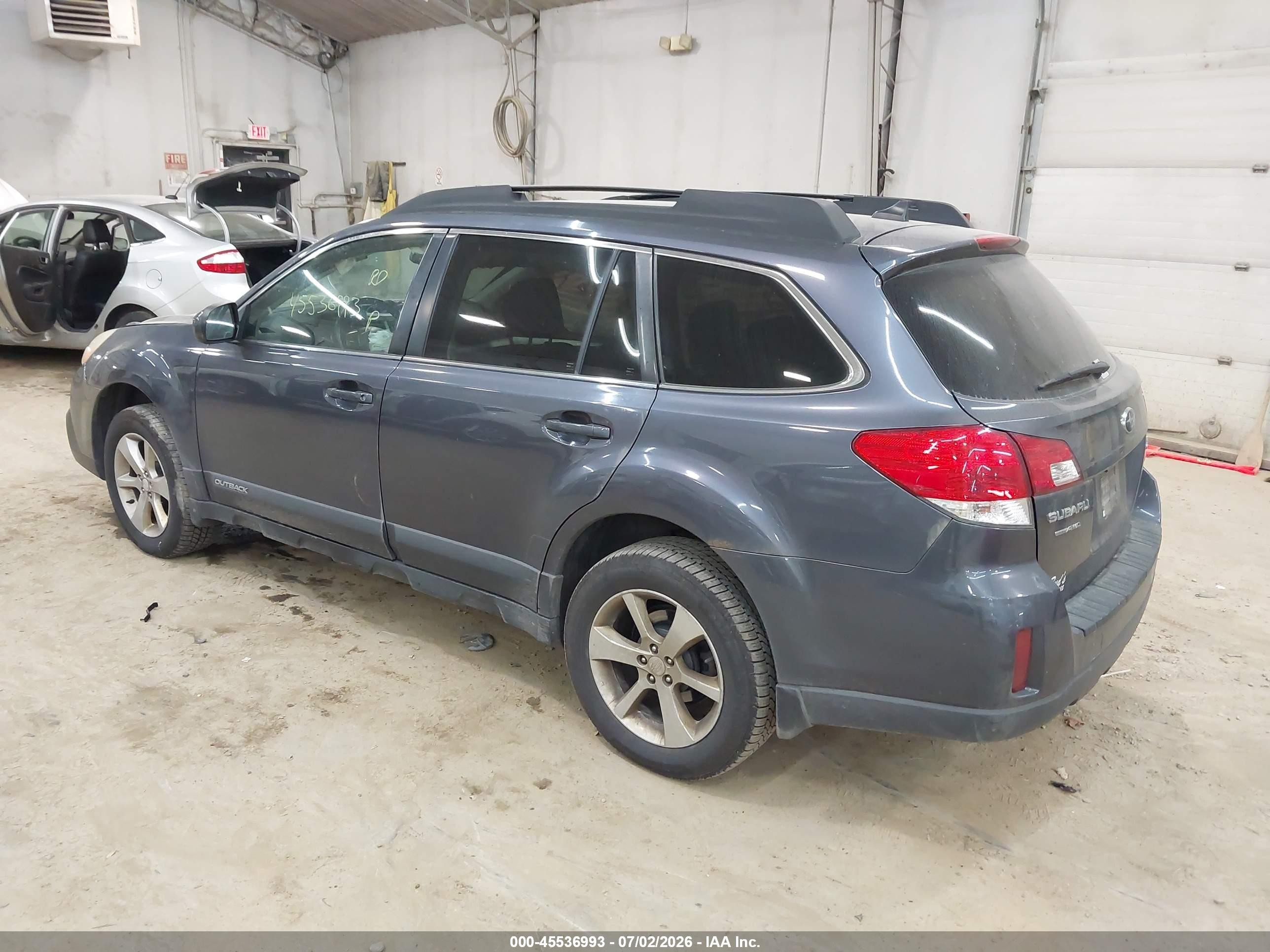 2014 Subaru Outback 2.5i Premium Gray vin: 4S4BRBCC3E3241116