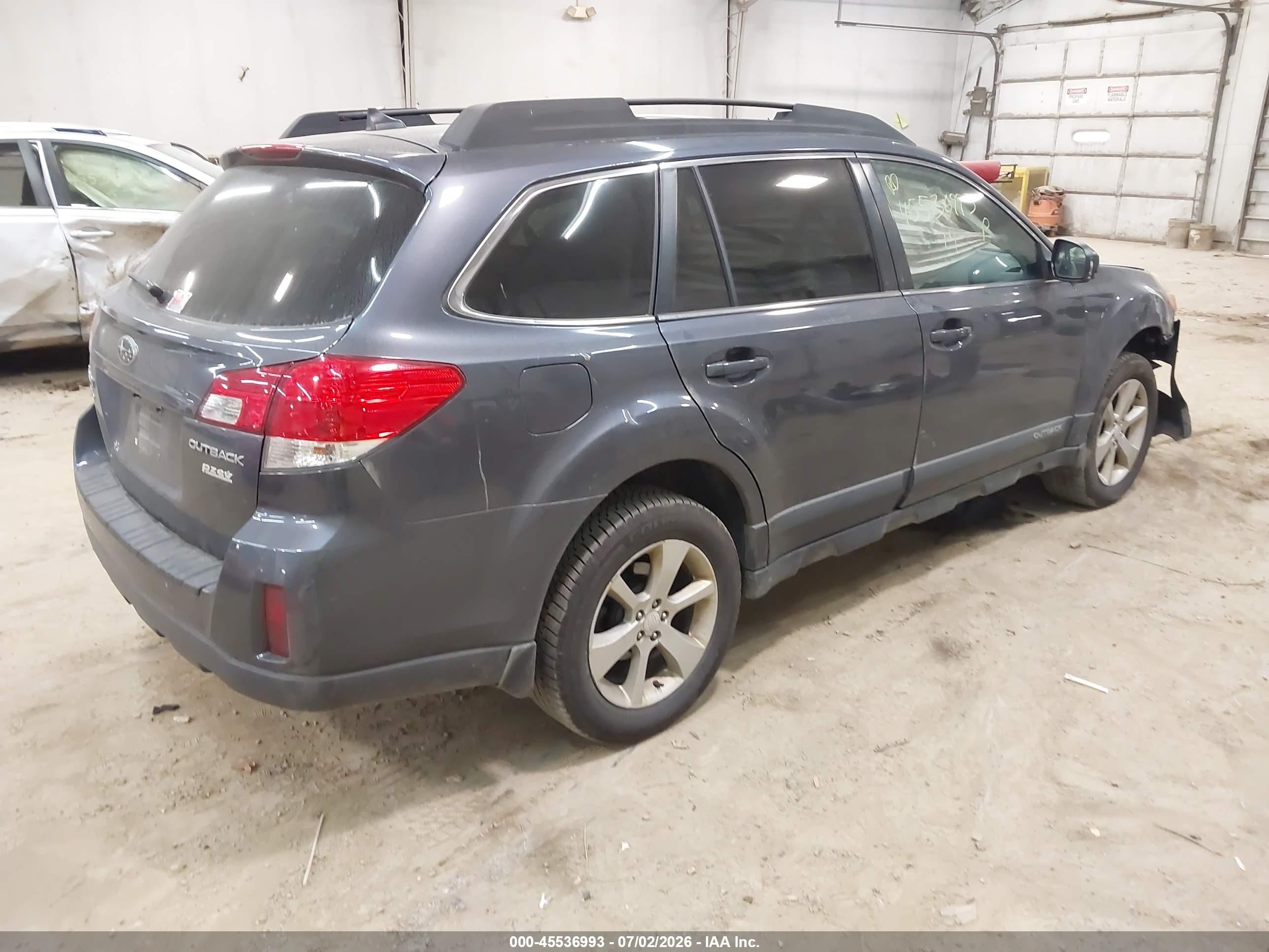2014 Subaru Outback 2.5i Premium Gray vin: 4S4BRBCC3E3241116