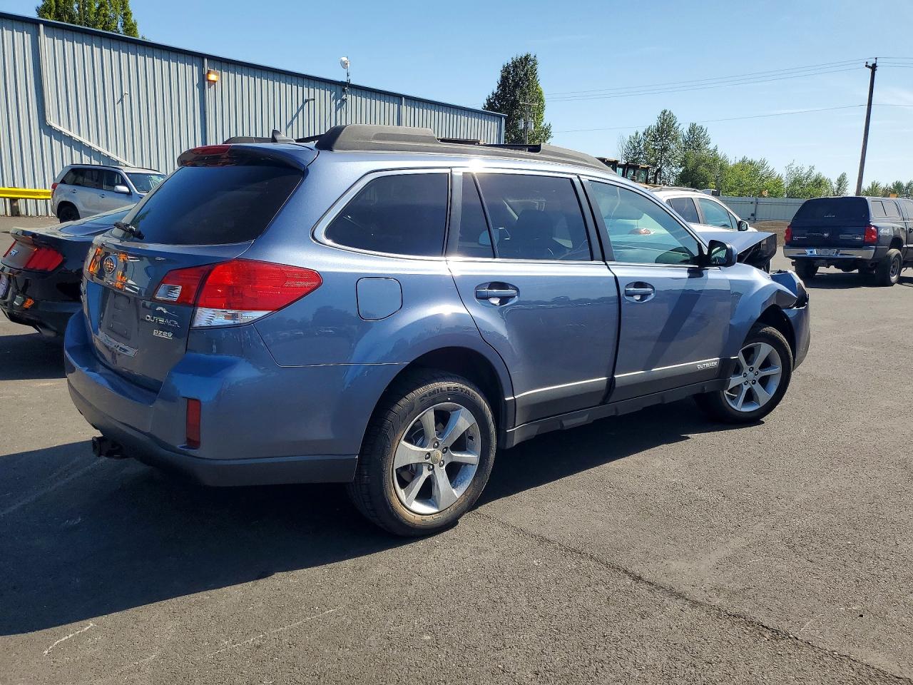 2014 Subaru Outback 2.5i Premium Blue vin: 4S4BRBCC3E3259762