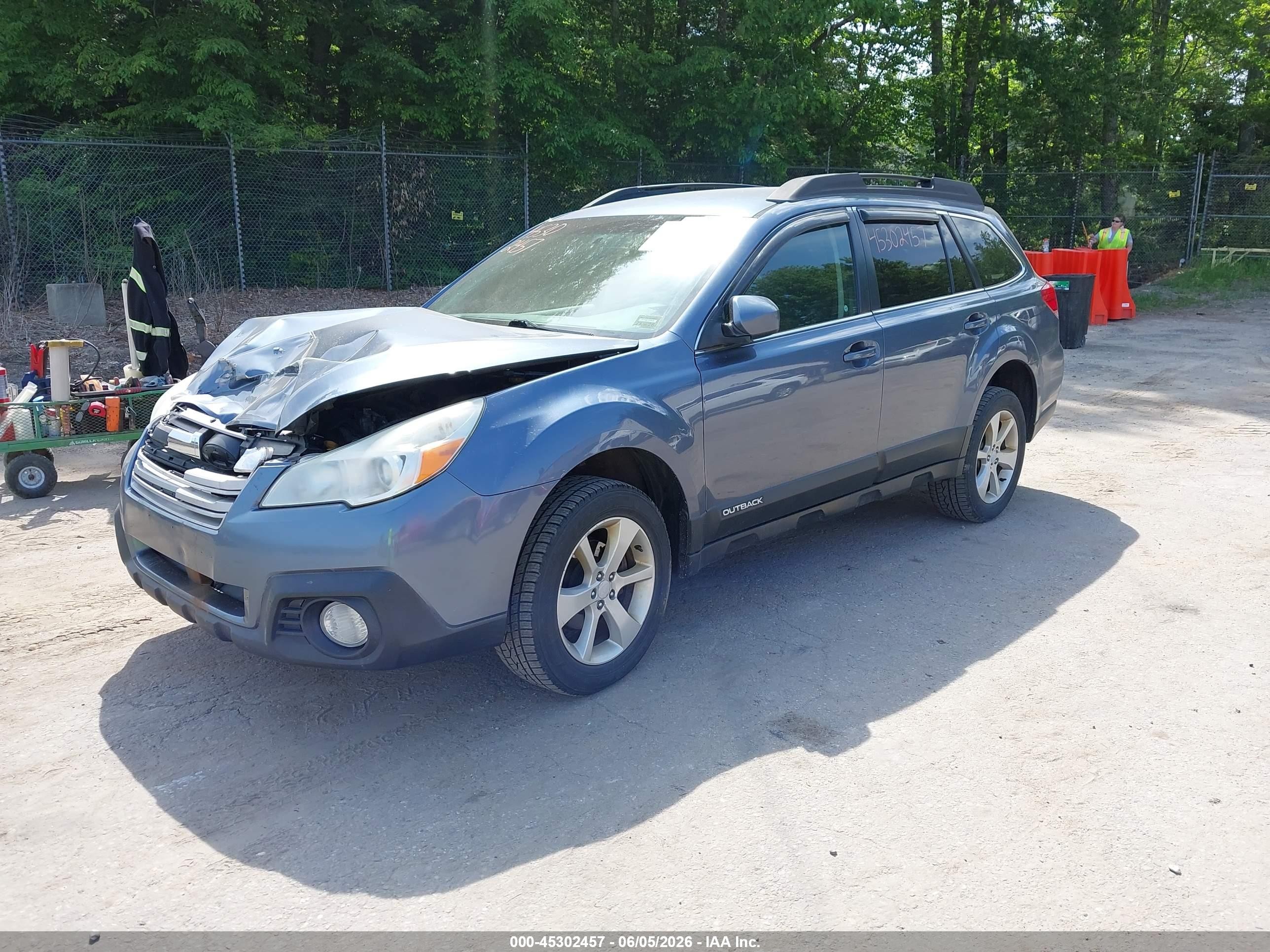 2014 Subaru Outback 2.5i Premium Blue vin: 4S4BRBCC3E3270681