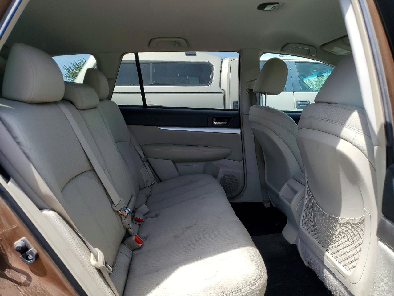 2011 Subaru Outback 2.5i Premium Коричневый vin: 4S4BRBCC4B3318636