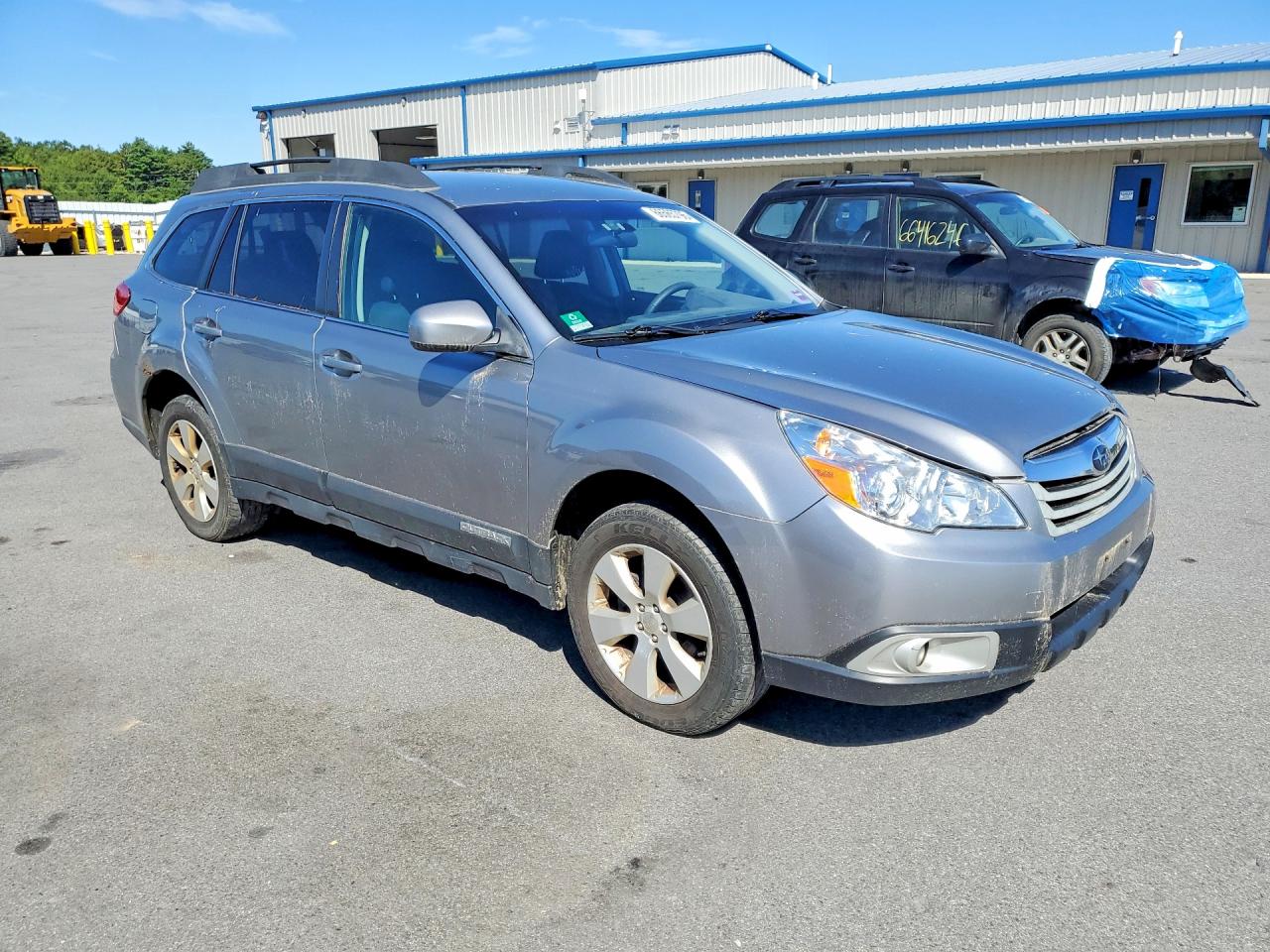 2011 Subaru Outback 2.5i Premium Silver vin: 4S4BRBCC4B3372907