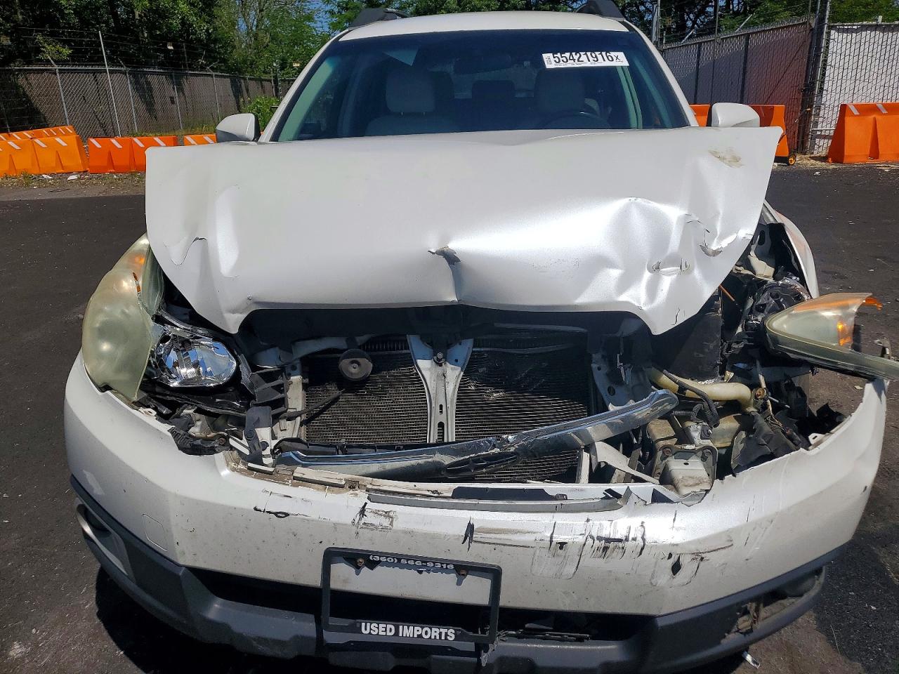 2011 Subaru Outback 2.5i Premium White vin: 4S4BRBCC4B3393157