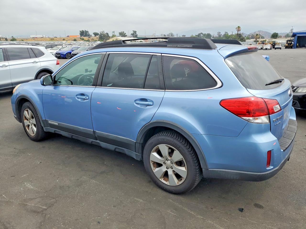 2011 Subaru Outback 2.5i Premium Синий vin: 4S4BRBCC4B3424262