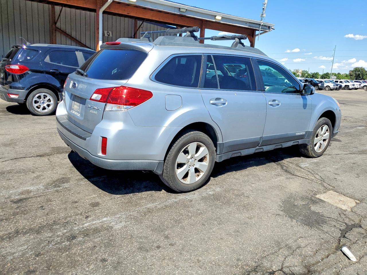 2012 Subaru Outback 2.5i Premium Silver vin: 4S4BRBCC4C1226794