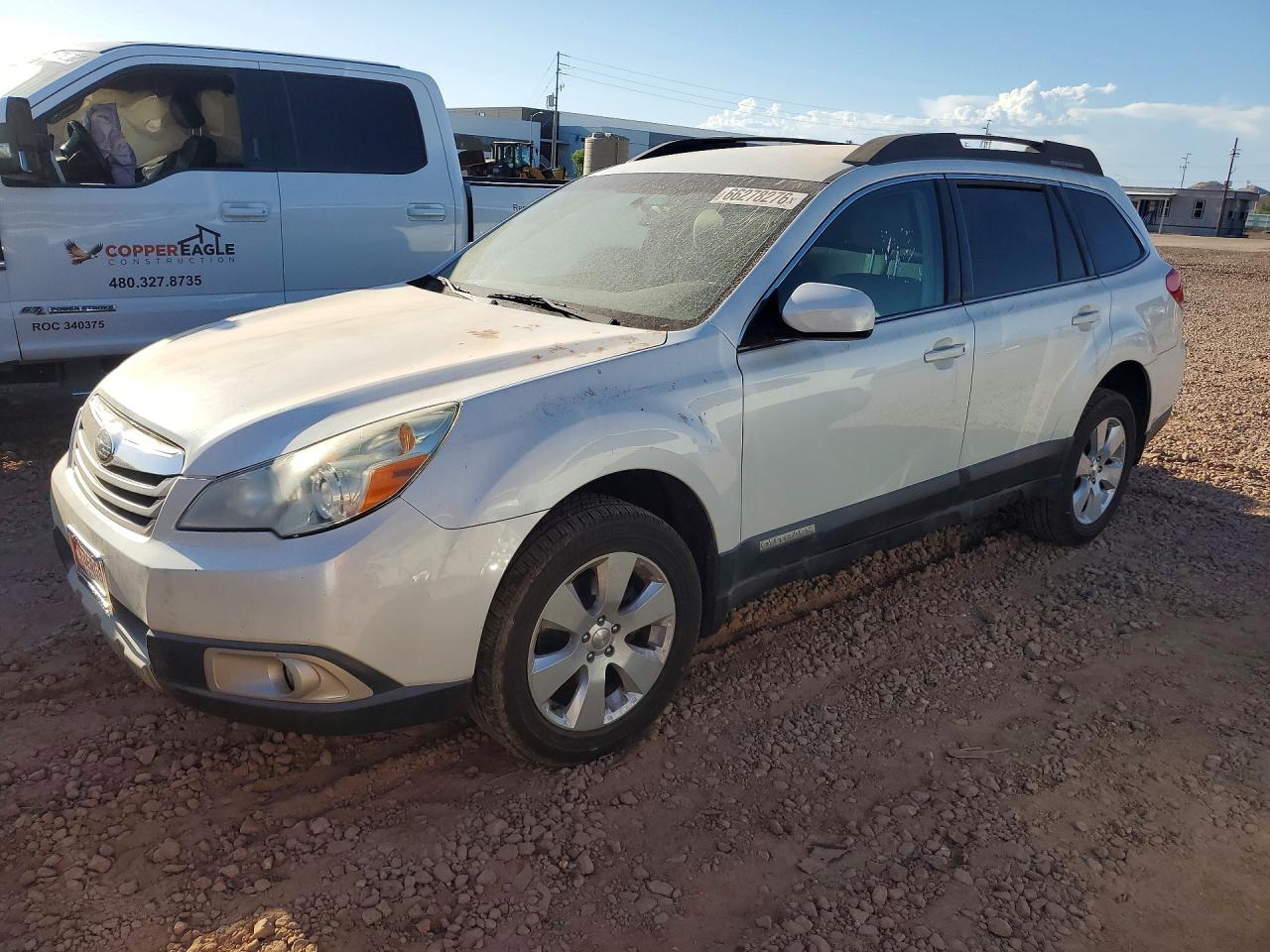 2012 Subaru Outback 2.5i Premium Белый vin: 4S4BRBCC4C3209658
