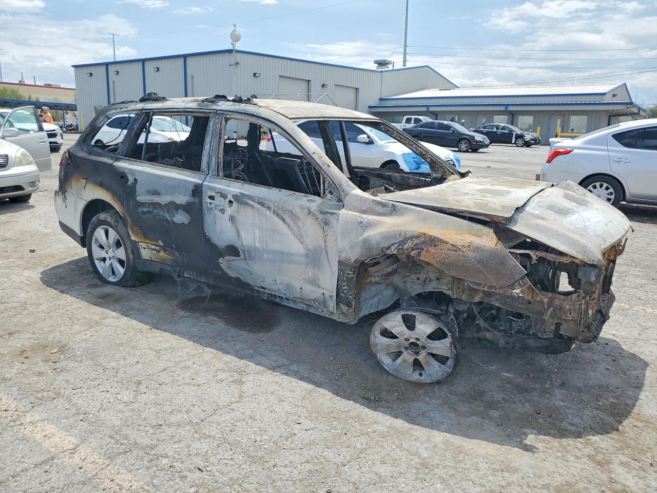 2012 Subaru Outback 2.5i Premium Burn vin: 4S4BRBCC4C3292332