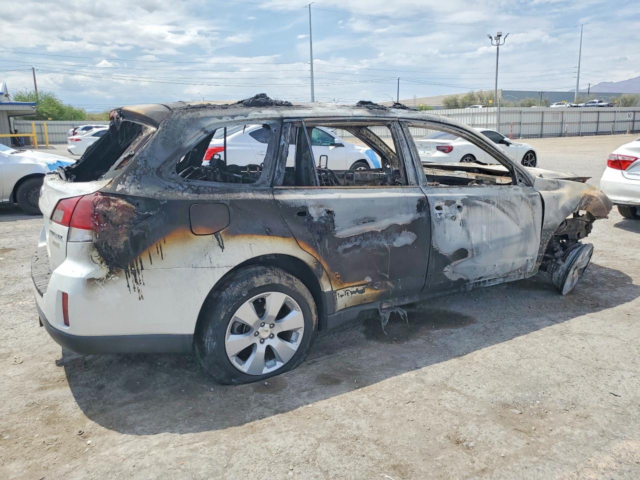 2012 Subaru Outback 2.5i Premium Burn vin: 4S4BRBCC4C3292332