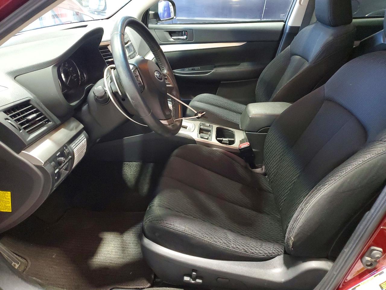 2012 Subaru Outback 2.5i Premium Burgundy vin: 4S4BRBCC4C3299653