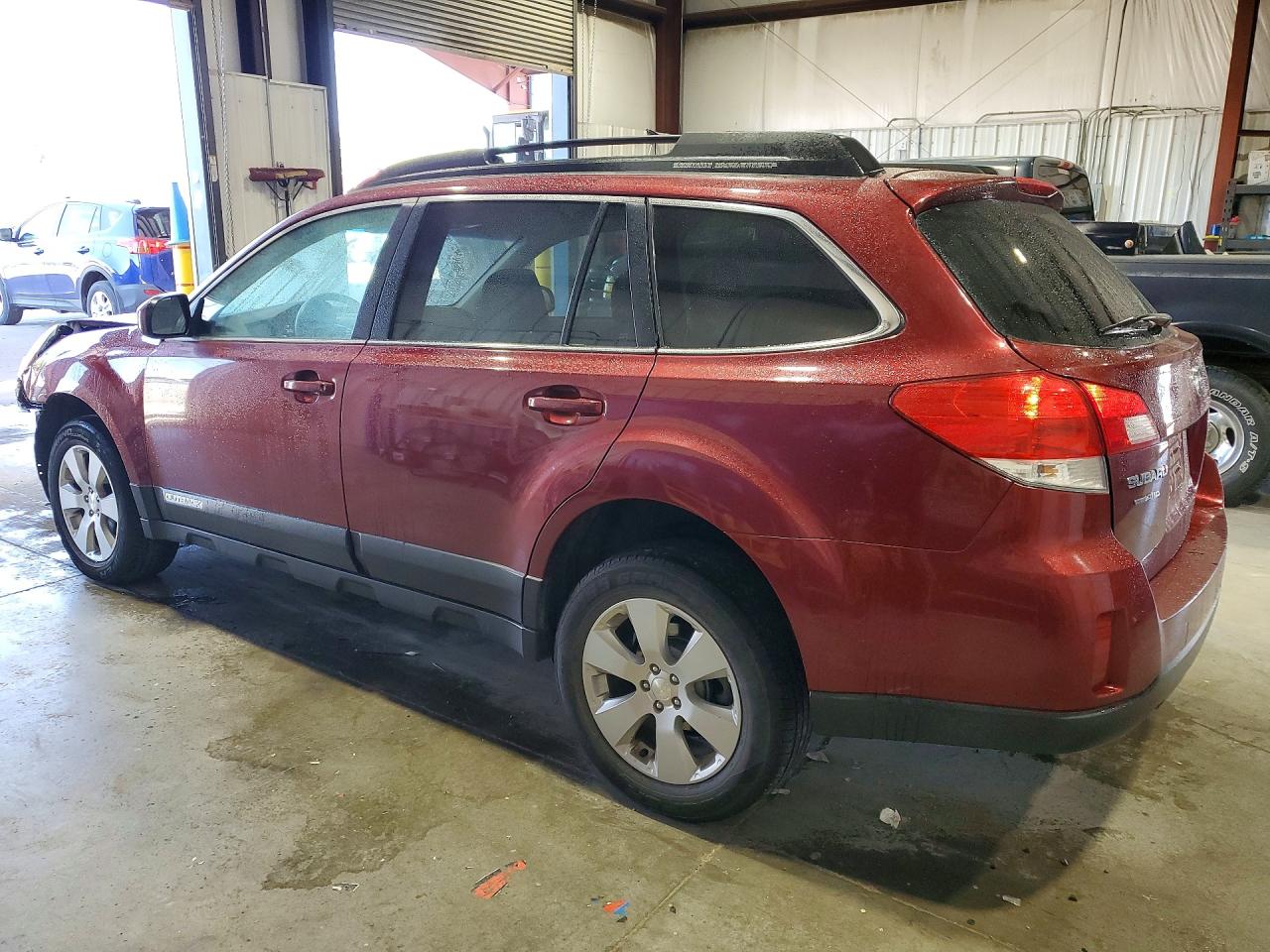 2012 Subaru Outback 2.5i Premium Burgundy vin: 4S4BRBCC4C3299653