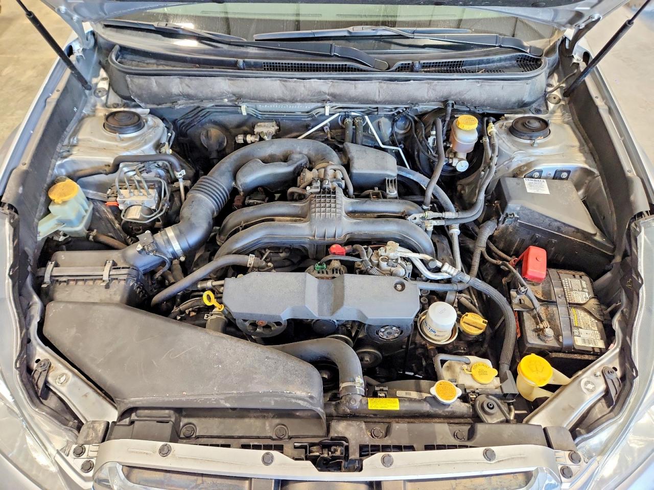 2013 Subaru Outback 2.5i Premium Серебряный vin: 4S4BRBCC4D3222718