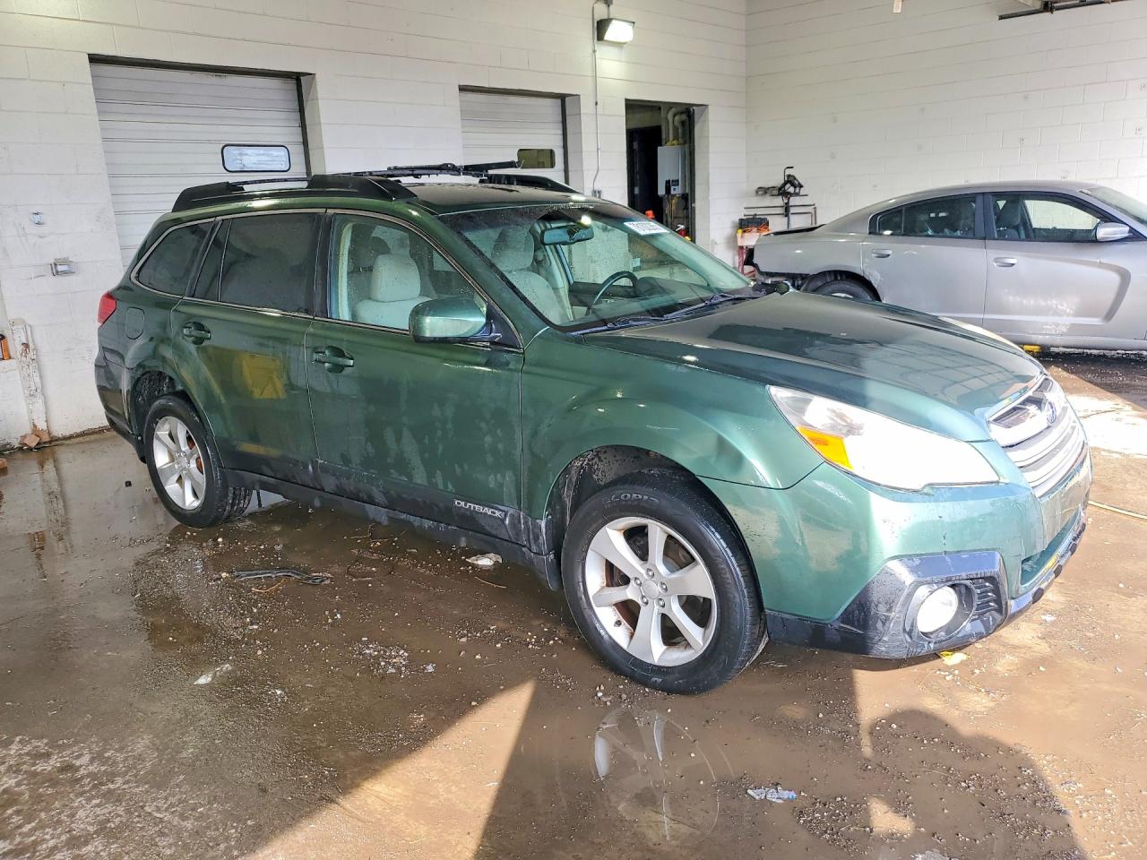 2013 Subaru Outback 2.5i Premium Green vin: 4S4BRBCC4D3231225