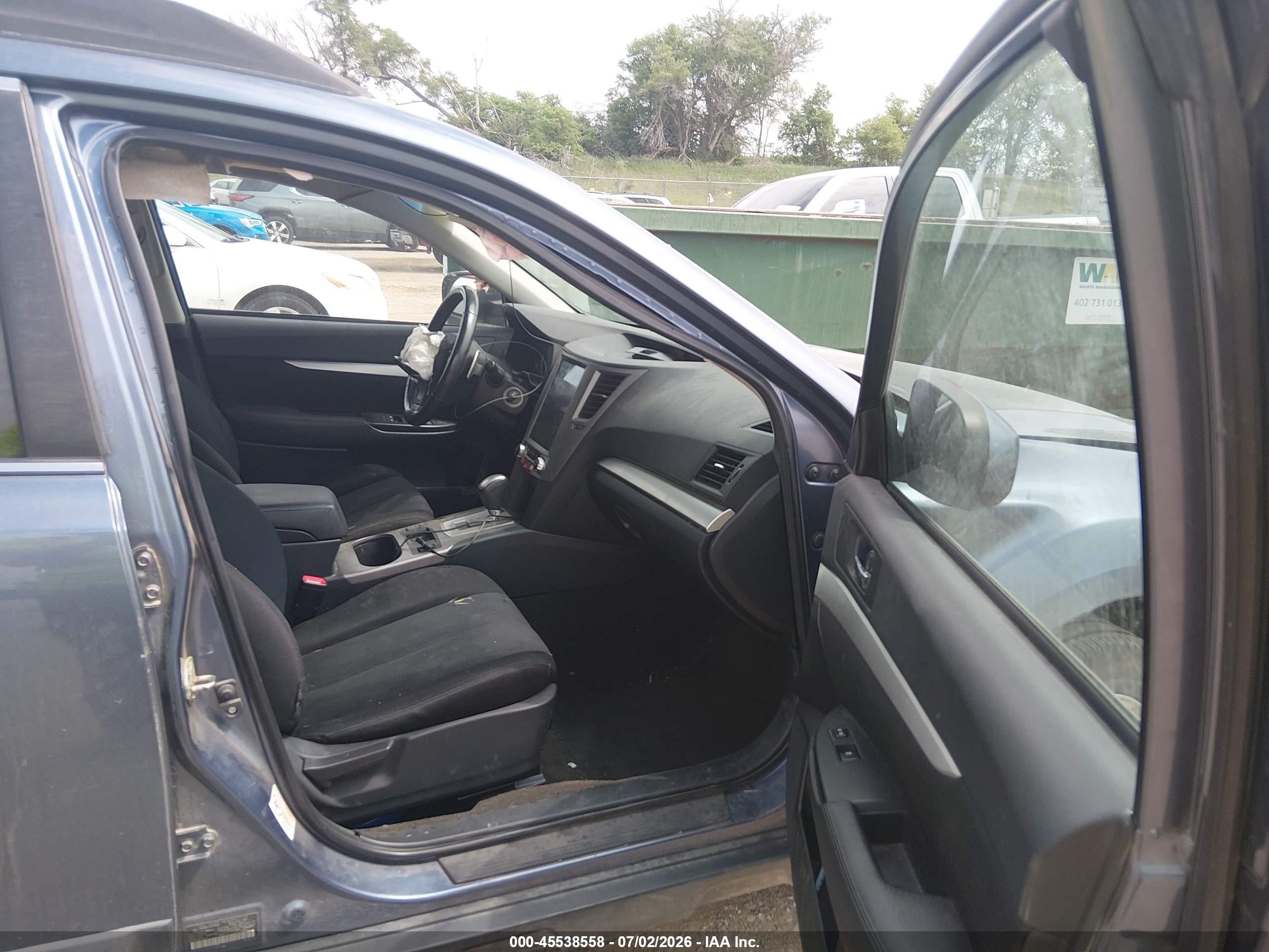 2013 Subaru Outback 2.5i Premium Blue vin: 4S4BRBCC4D3241303