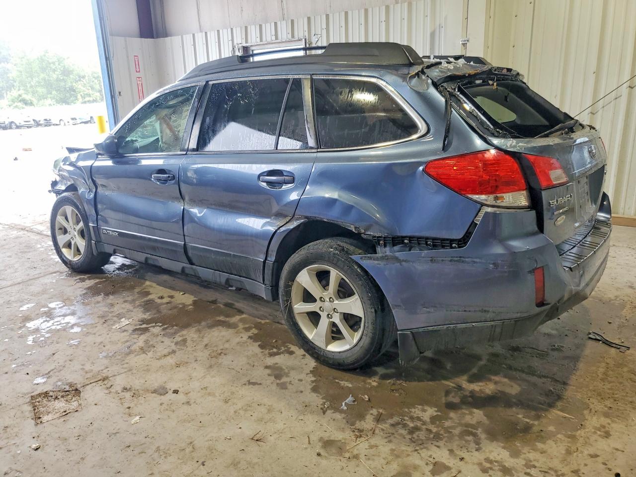 2013 Subaru Outback 2.5i Premium Blue vin: 4S4BRBCC4D3248803