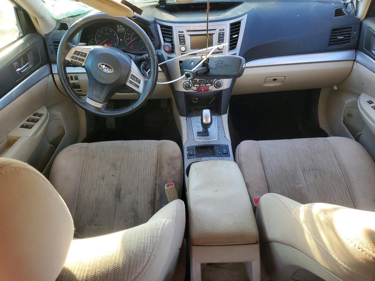 2014 Subaru Outback 2.5i Premium White vin: 4S4BRBCC4E3254909