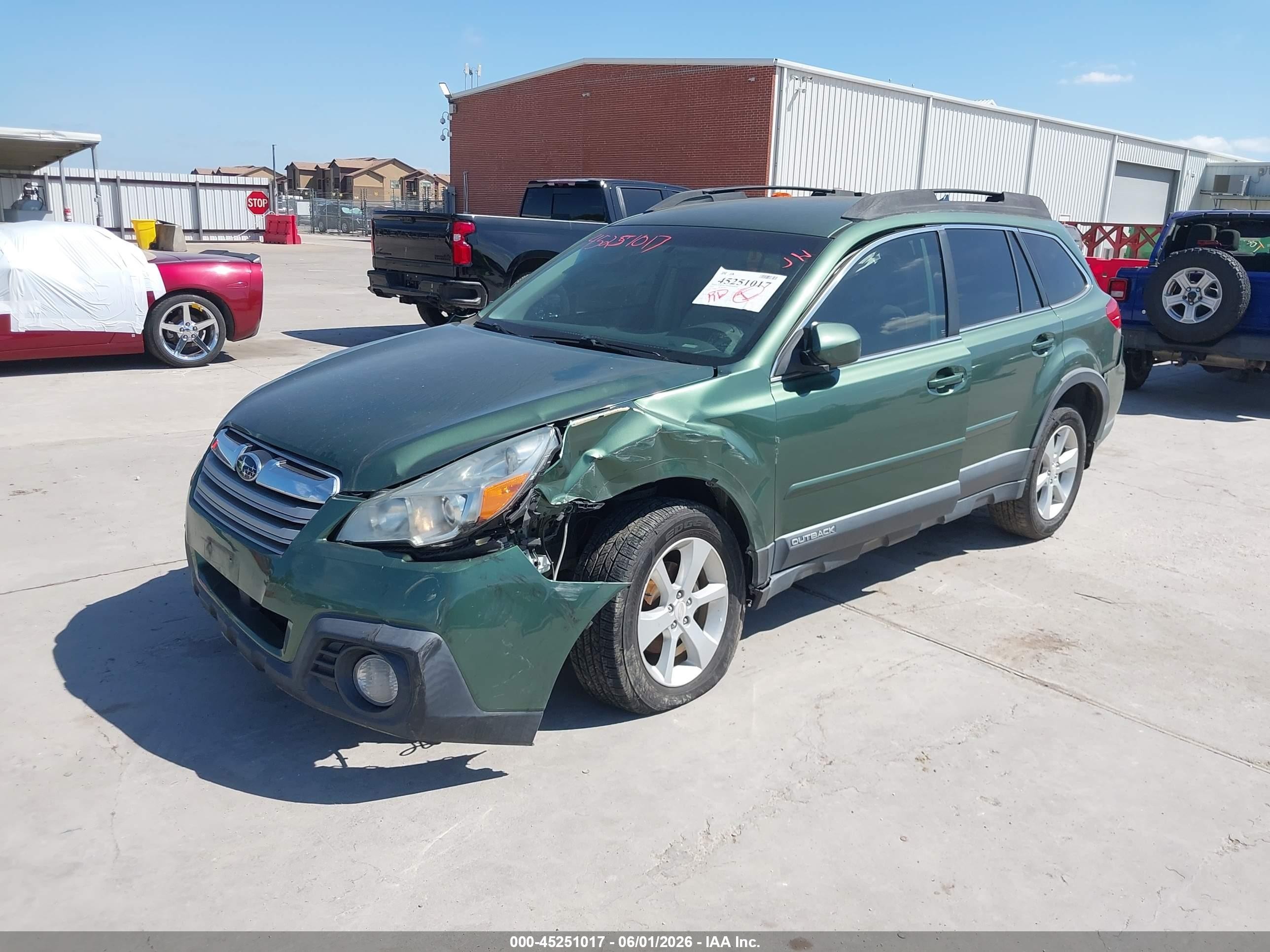 2014 Subaru Outback 2.5i Premium Green vin: 4S4BRBCC4E3267059