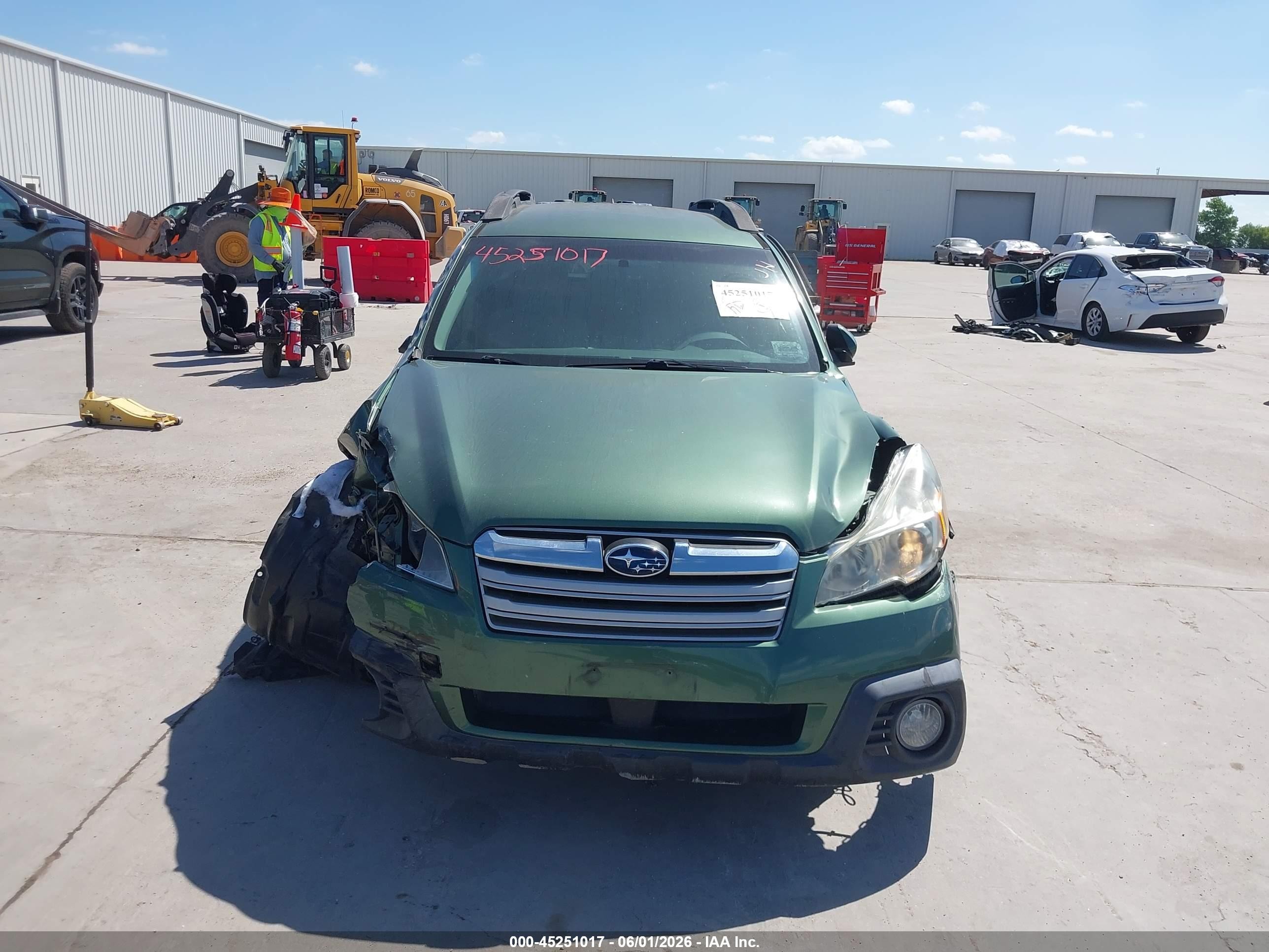 2014 Subaru Outback 2.5i Premium Green vin: 4S4BRBCC4E3267059