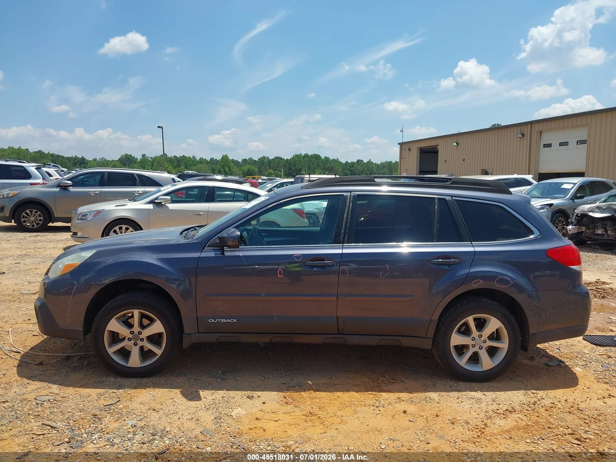 2014 Subaru Outback 2.5i Premium Blue vin: 4S4BRBCC4E3292902