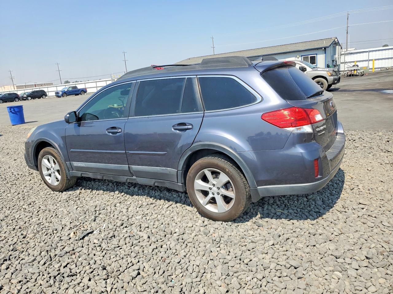 2014 Subaru Outback 2.5i Premium Синий vin: 4S4BRBCC4E3295783