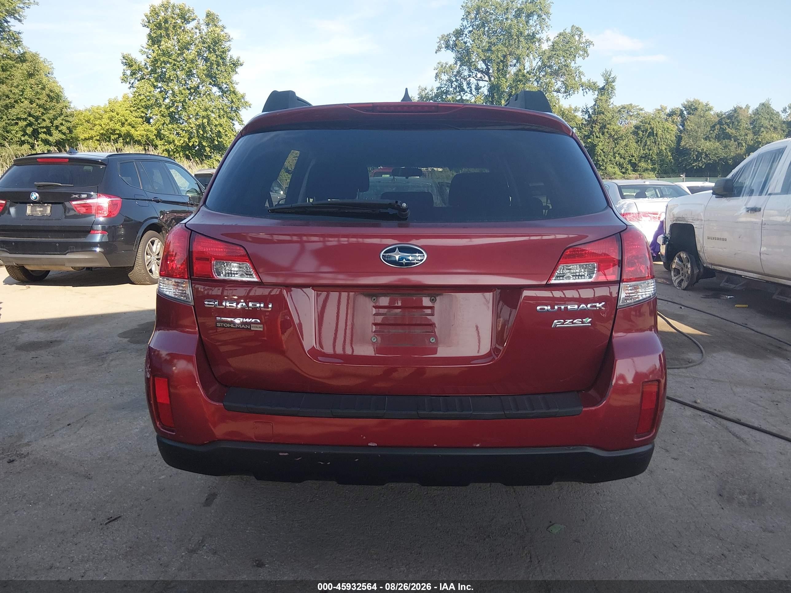 2014 Subaru Outback 2.5i Premium Red vin: 4S4BRBCC4E3306507