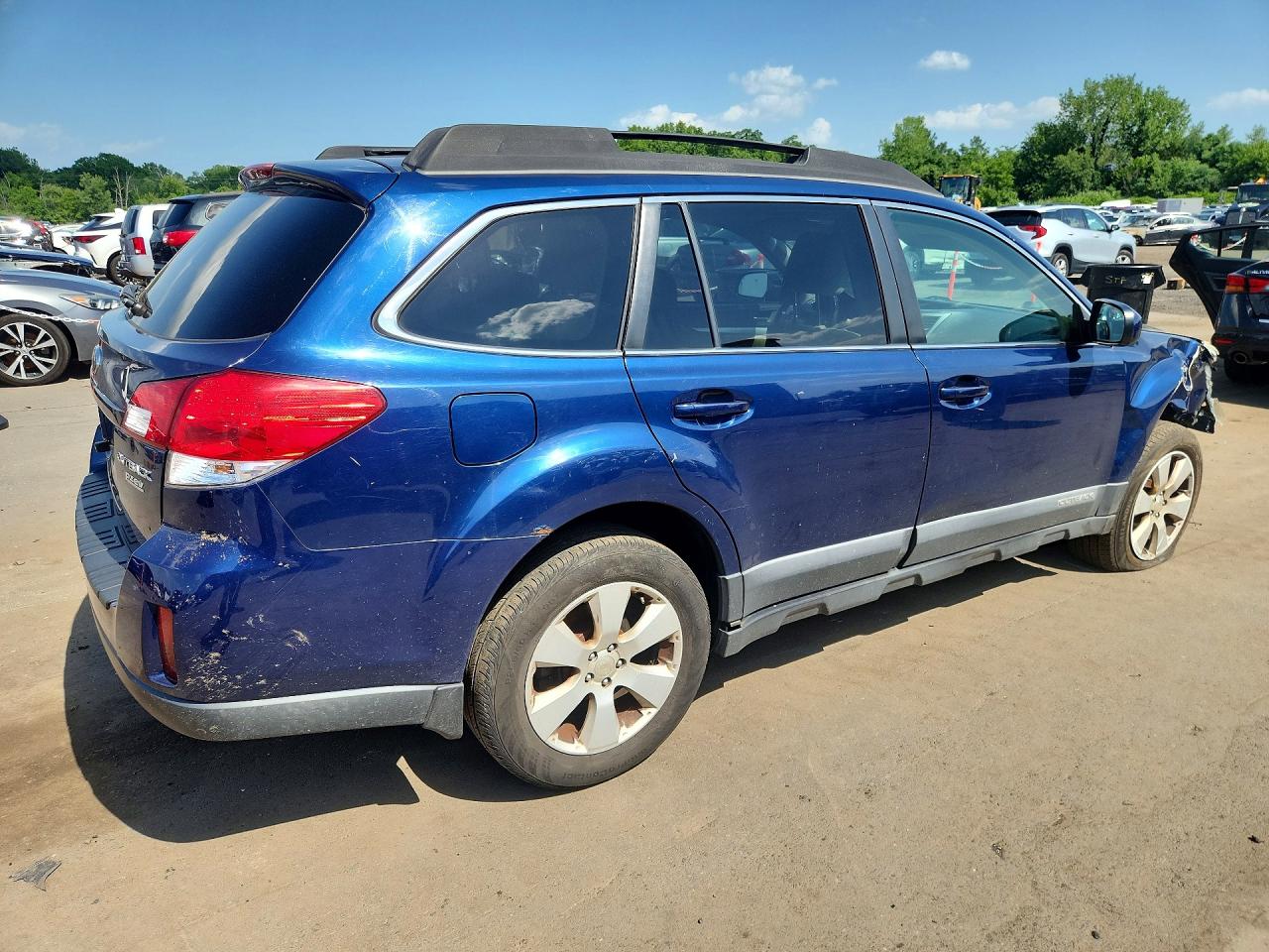 2010 Subaru Outback 2.5i Premium Blue vin: 4S4BRBCC5A3372624