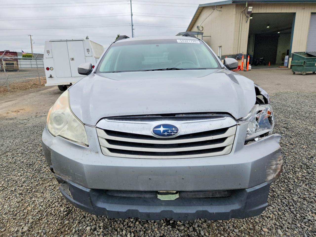 2011 Subaru Outback 2.5i Premium Silver vin: 4S4BRBCC5B3410662